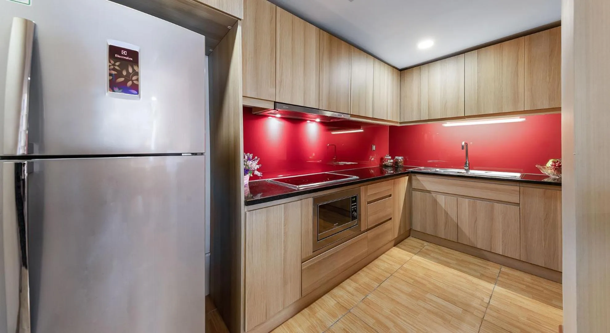 kitchen in Super Candle Hotel