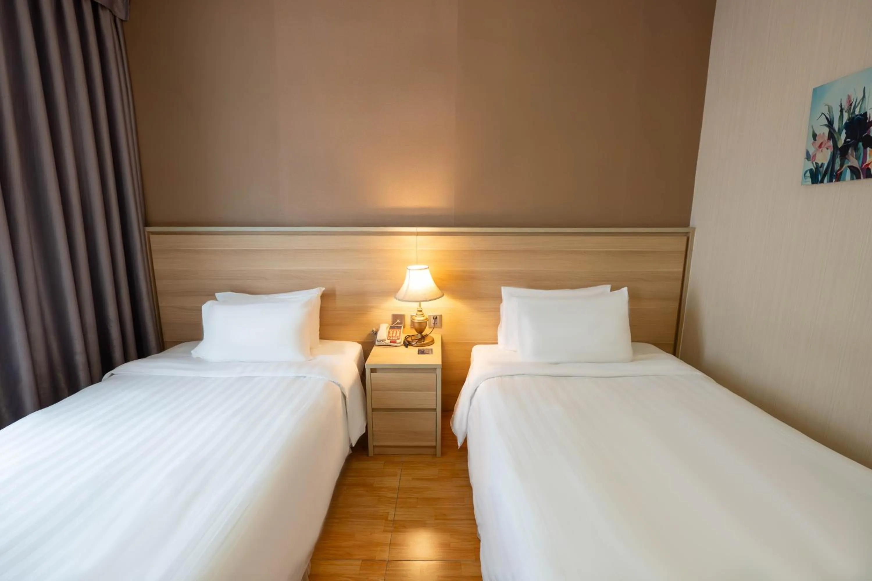 Bedroom, Bed in Super Candle Hotel