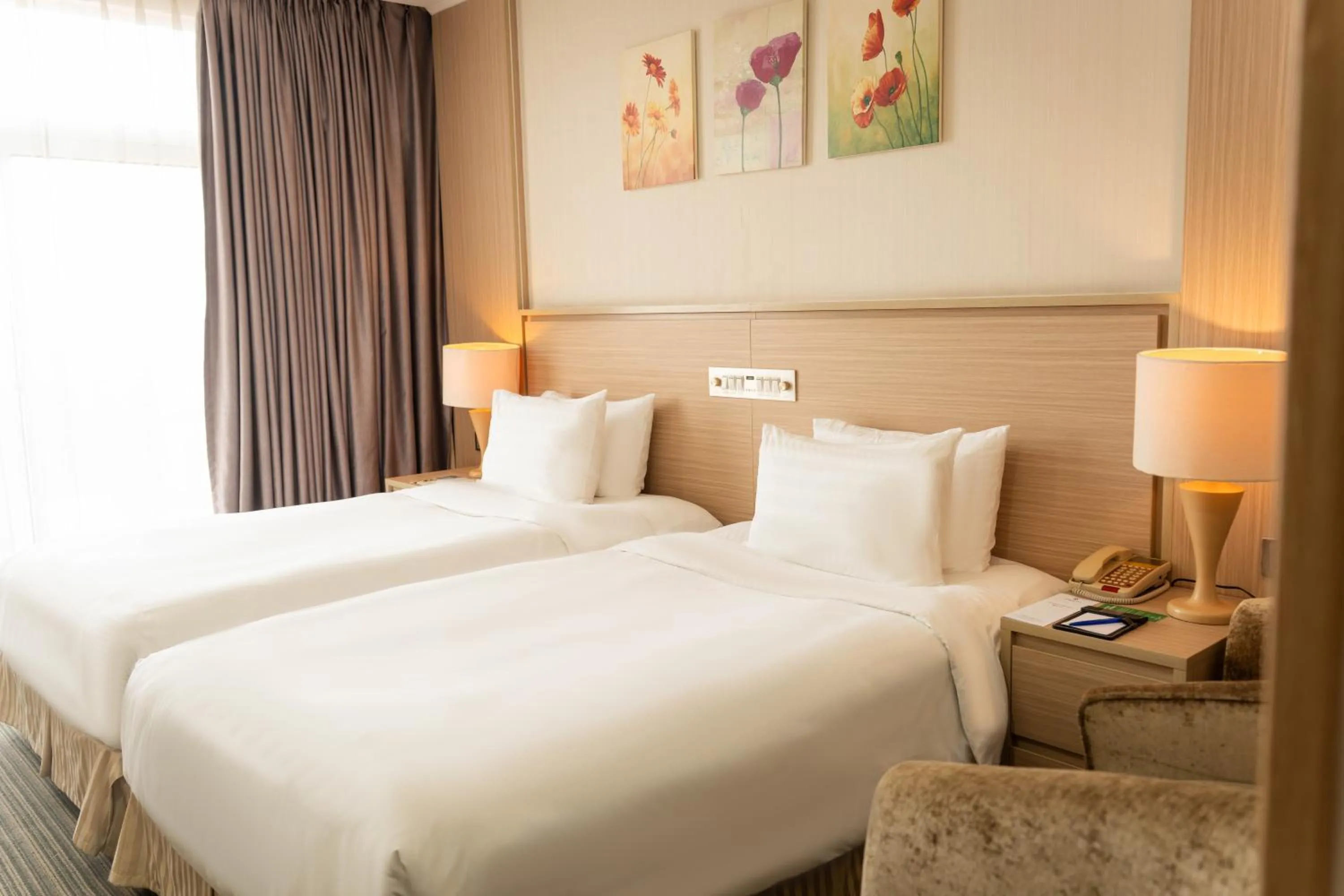 Bedroom, Bed in Super Candle Hotel