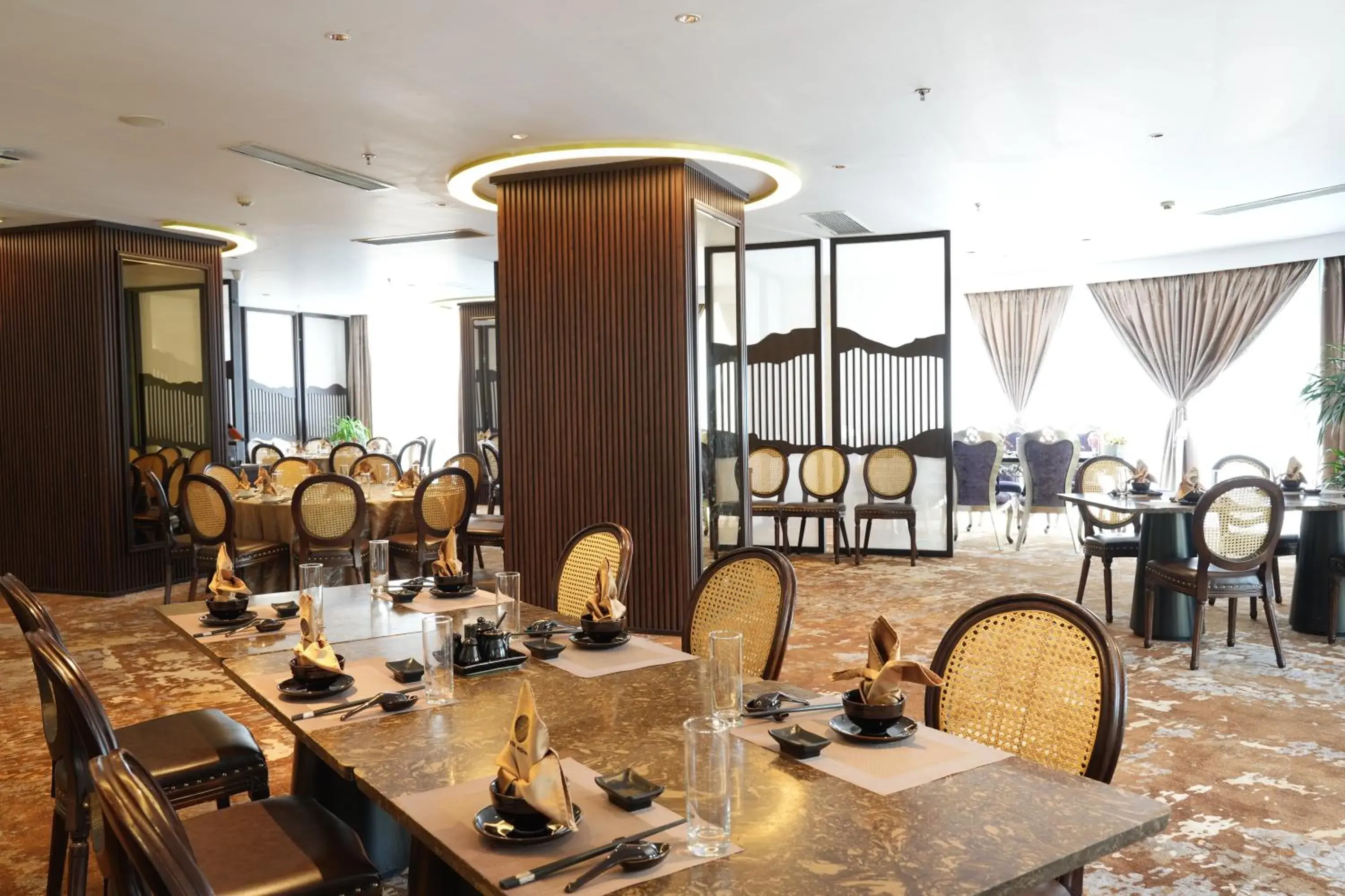 Restaurant/places to eat in Super Candle Hotel Restaurant/places to eat in Super Candle Hotel