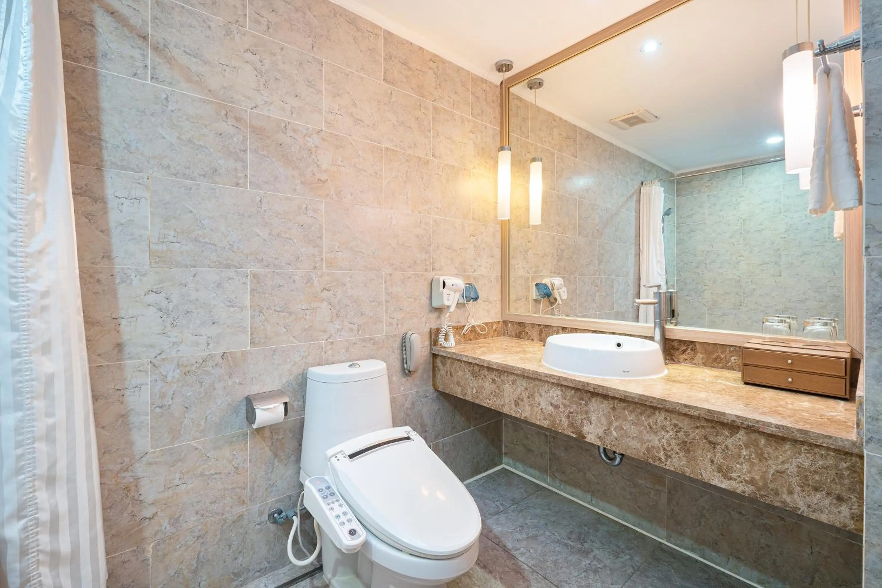 Bathroom in Super Candle Hotel