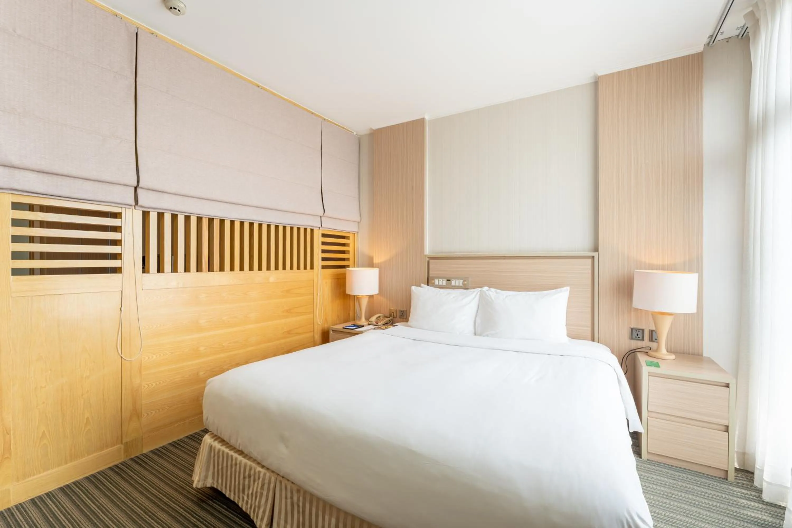 Bedroom, Bed in Super Candle Hotel