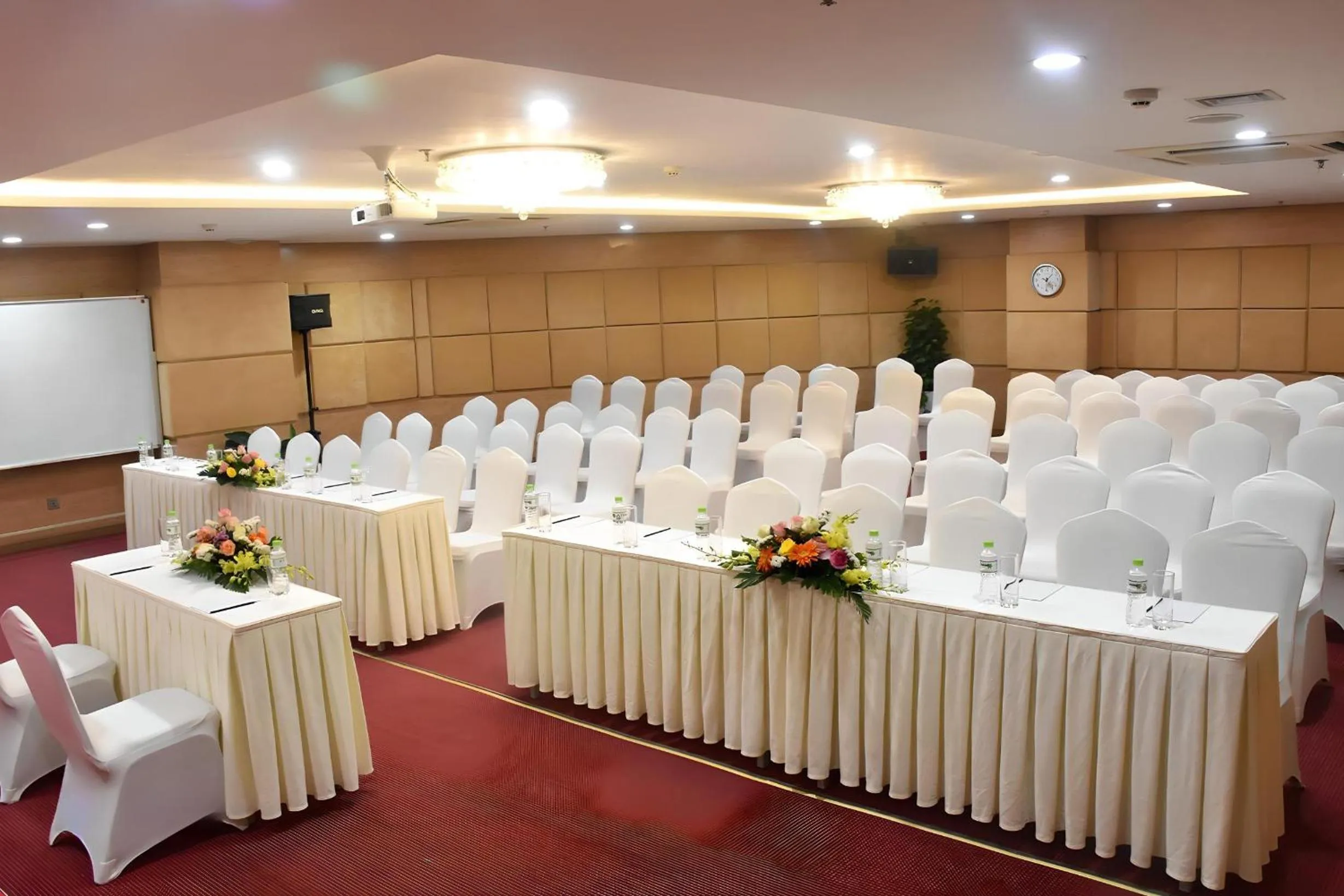 Meeting/conference room in Super Candle Hotel