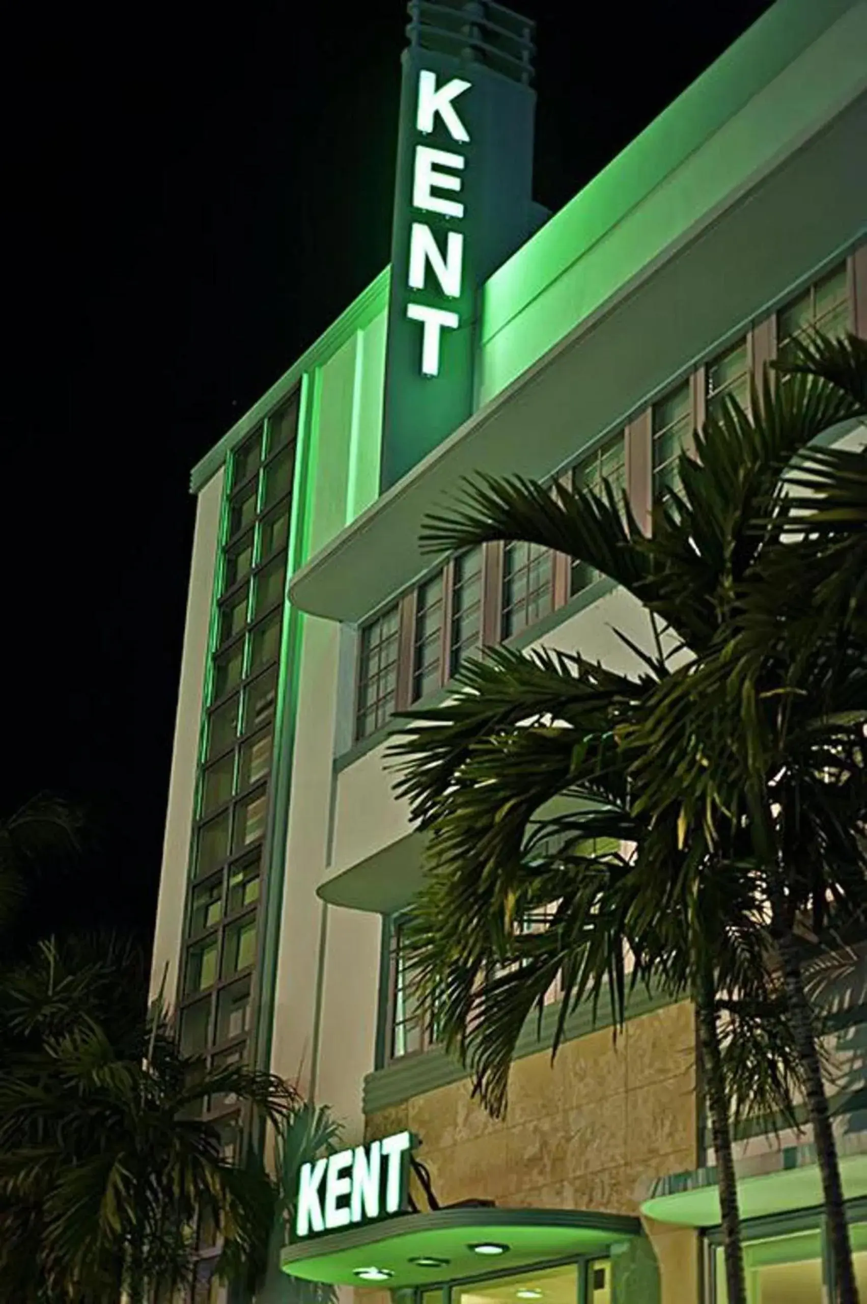 Property building in Kent Hotel Property building in Kent Hotel