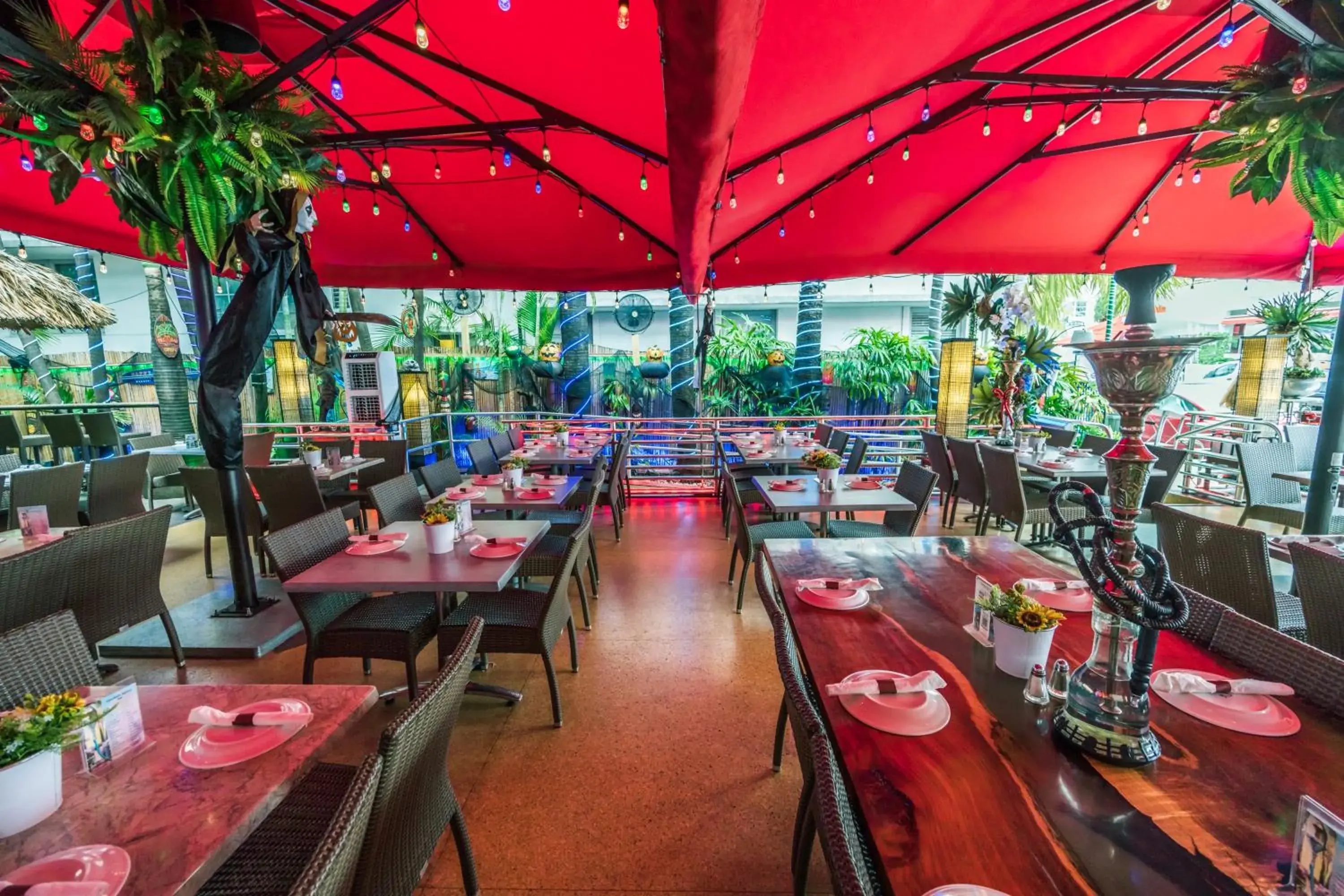 Restaurant/places to eat in Kent Hotel Restaurant/places to eat in Kent Hotel