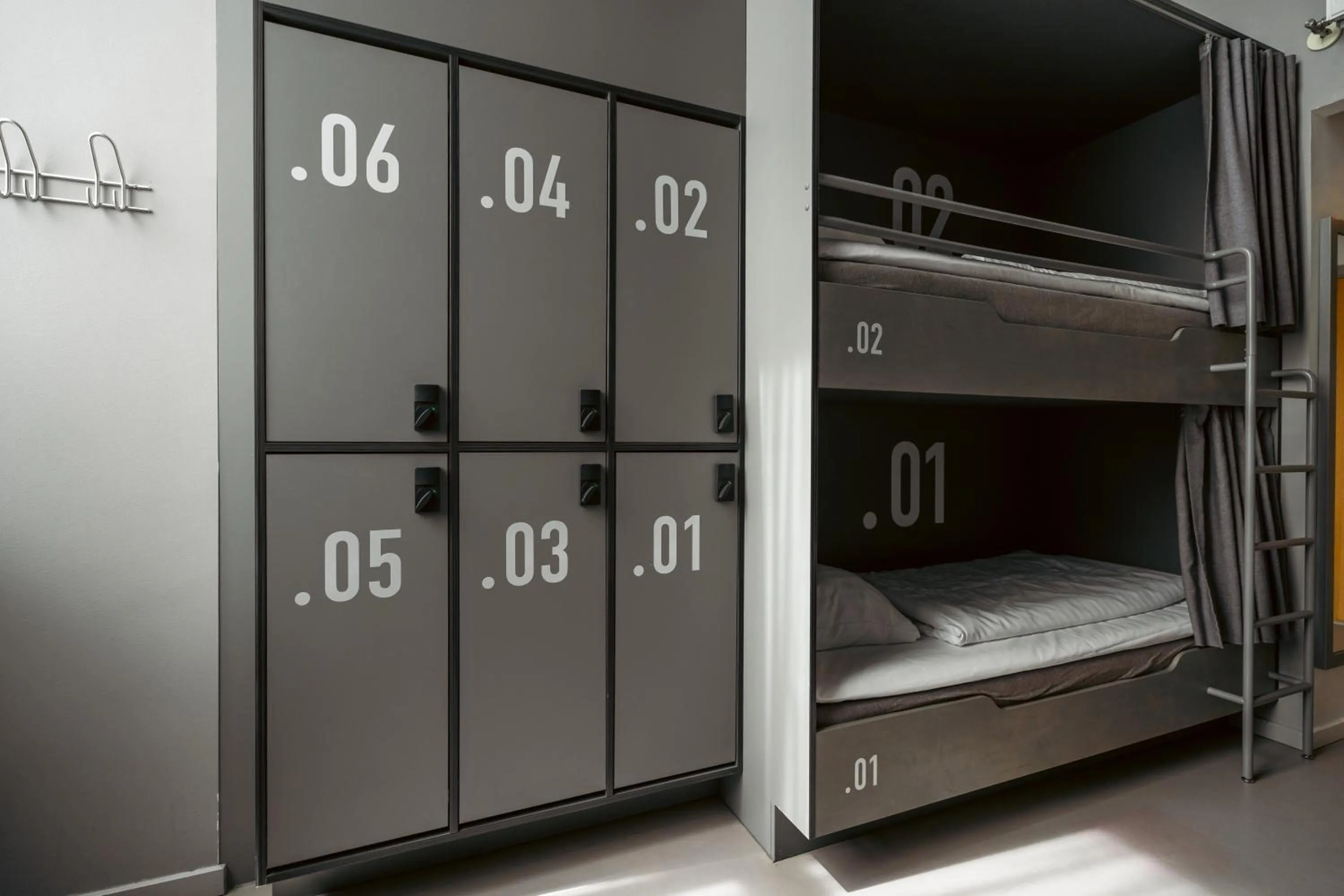 locker, Bed in Roberta's Society Aarhus