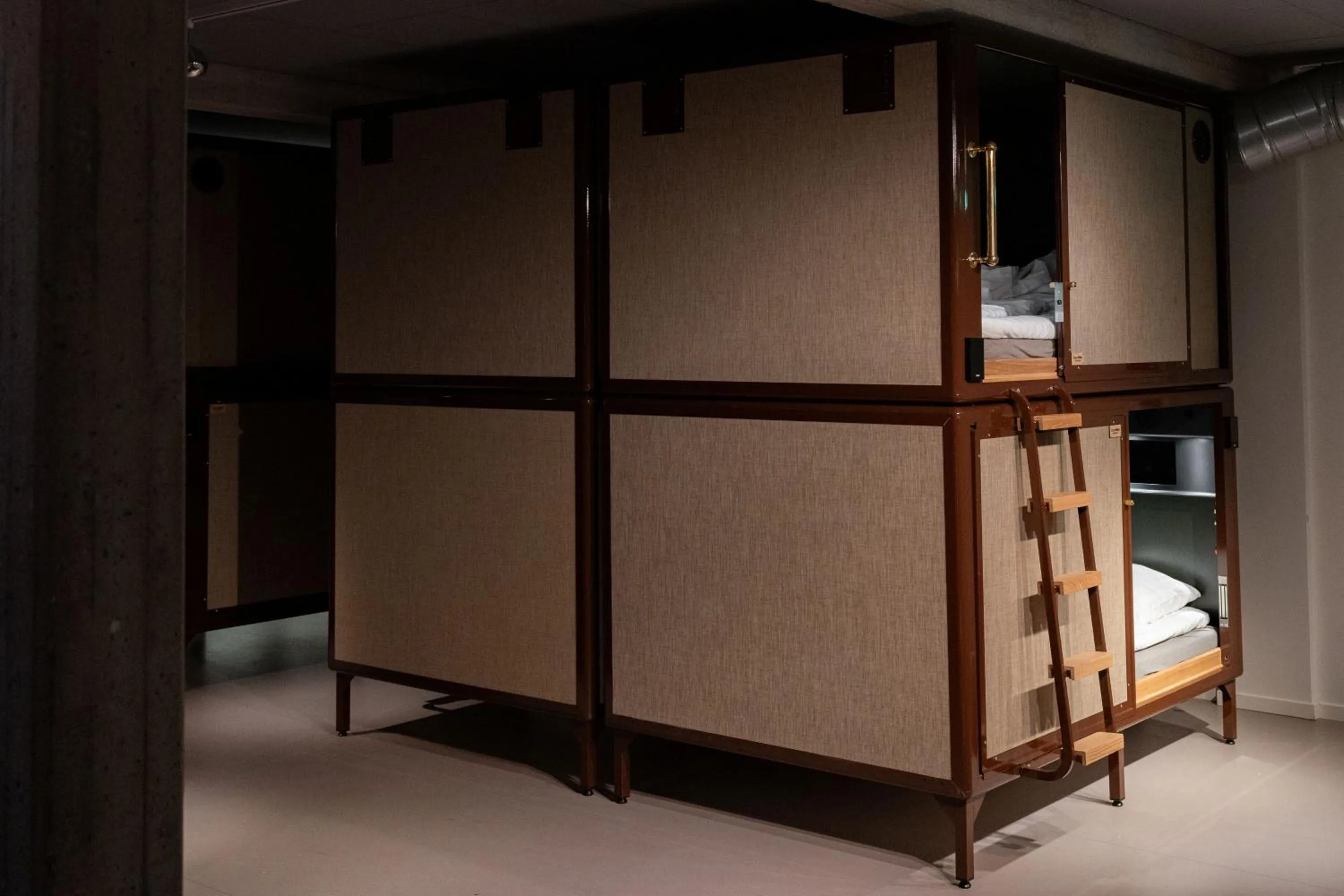 Bed in Roberta's Society Aarhus