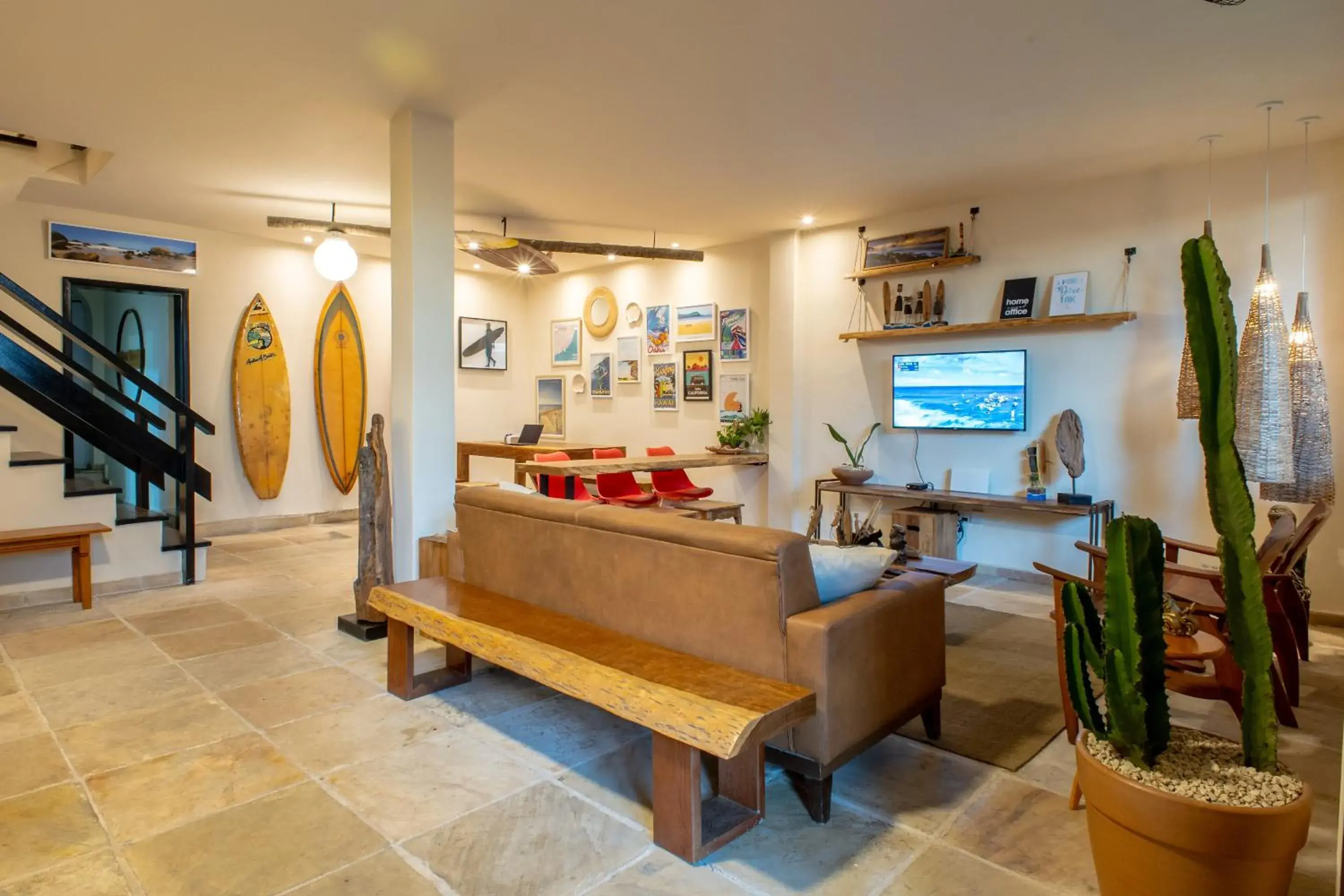 Living room in Longboard Paradise Suítes Living room in Longboard Paradise Suítes