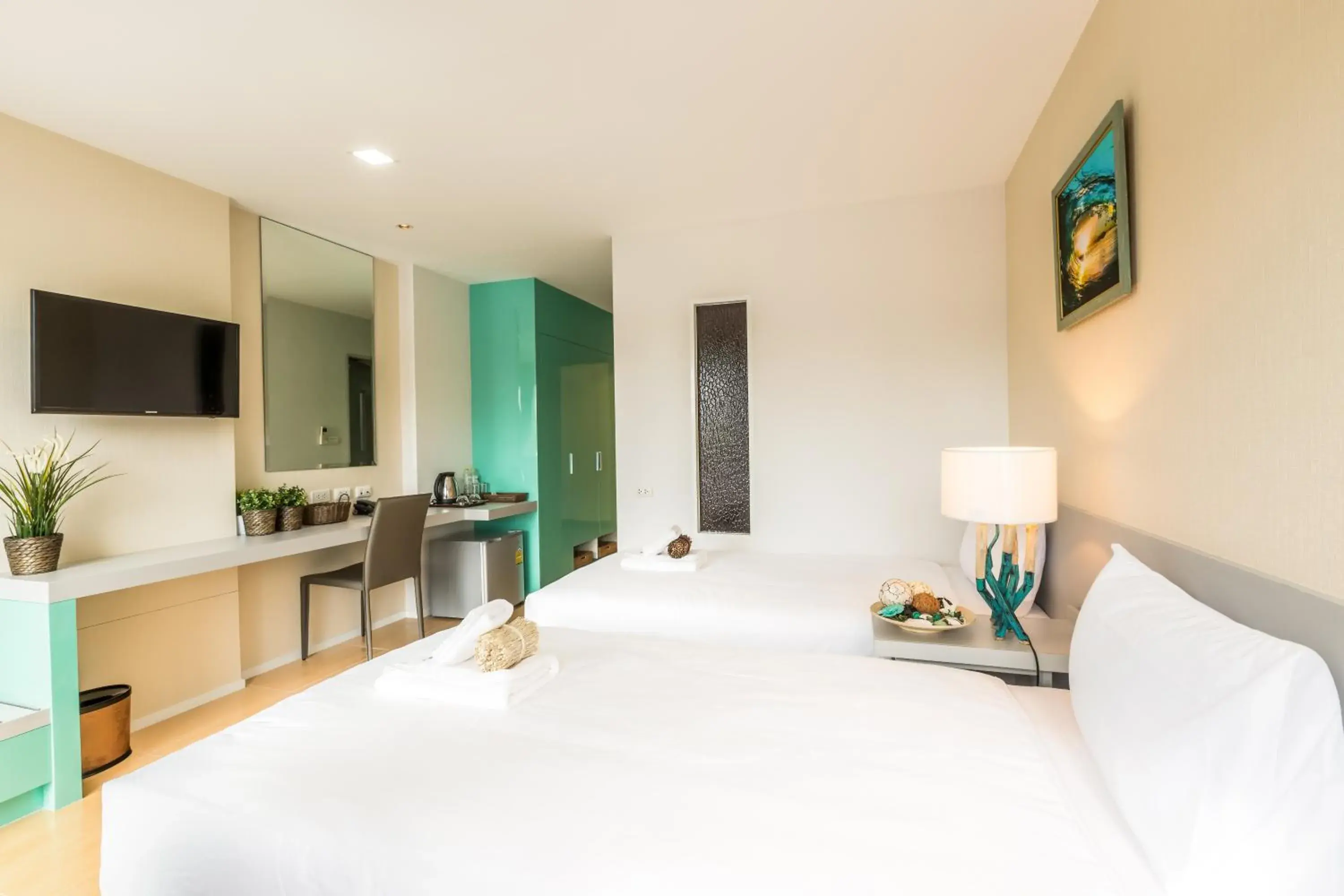 Photo of the whole room, Bed in Baron Residence Bangkok Photo of the whole room, Bed in Baron Residence Bangkok