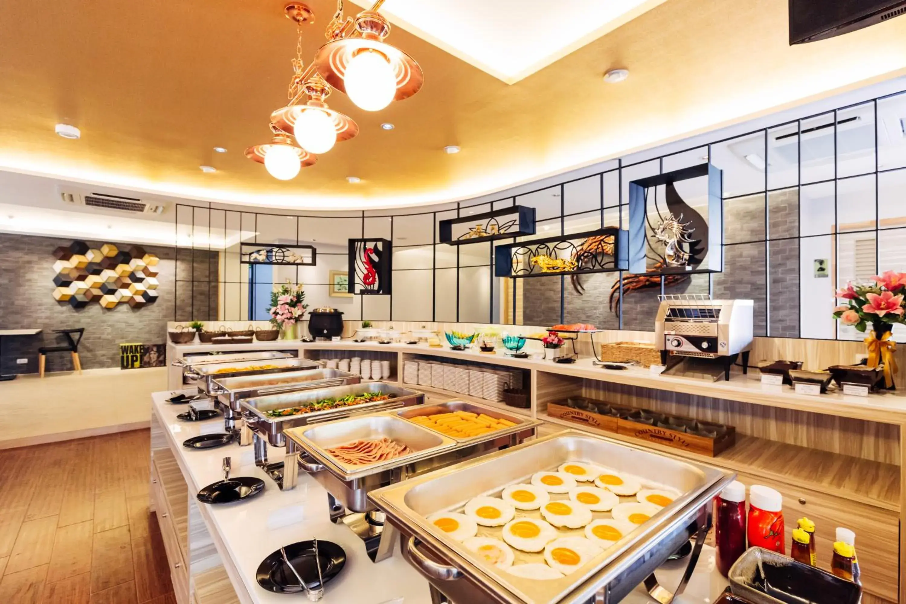 Restaurant/places to eat in Baron Residence Bangkok Restaurant/places to eat in Baron Residence Bangkok