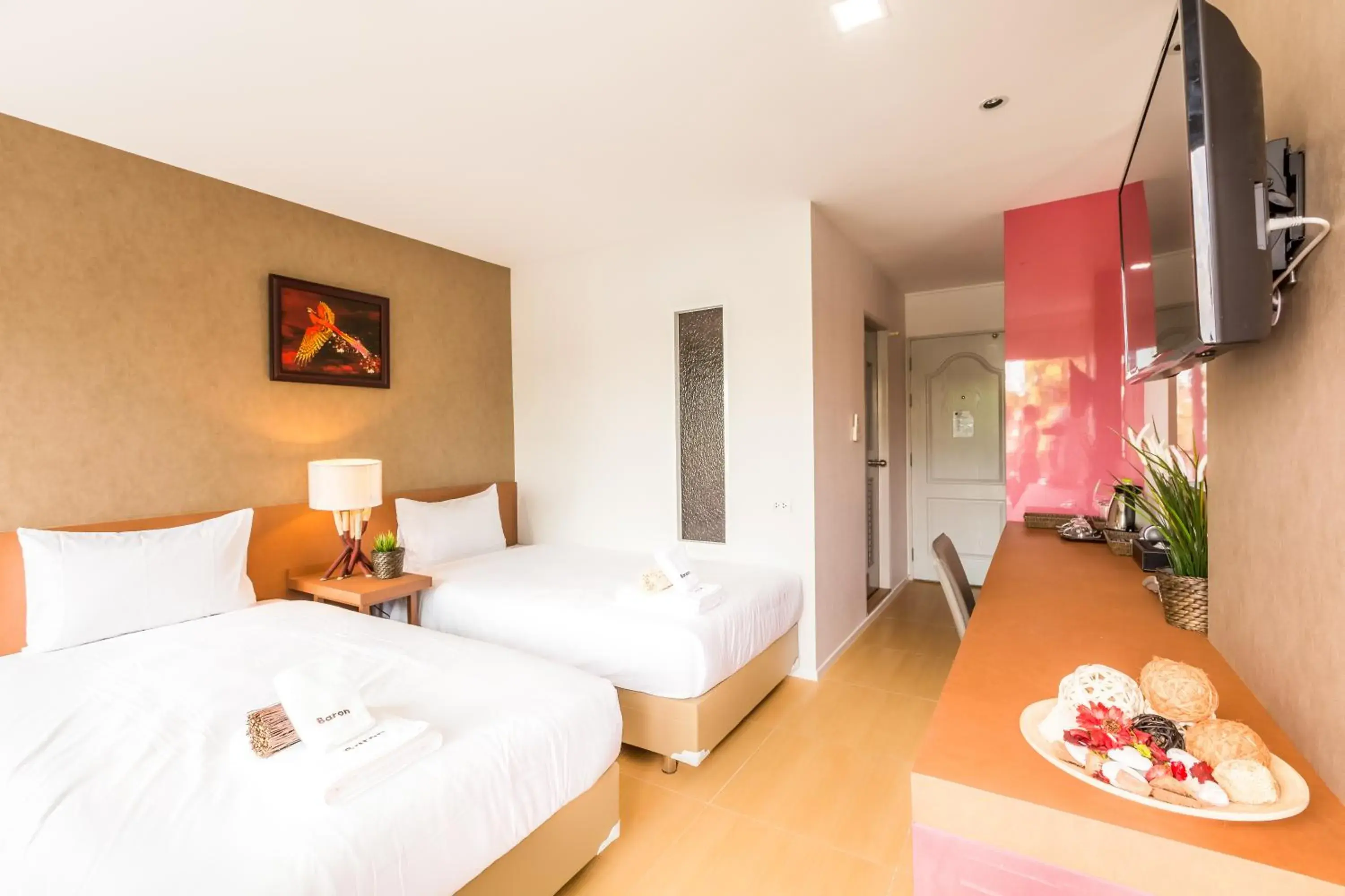 Photo of the whole room in Baron Residence Bangkok Photo of the whole room in Baron Residence Bangkok