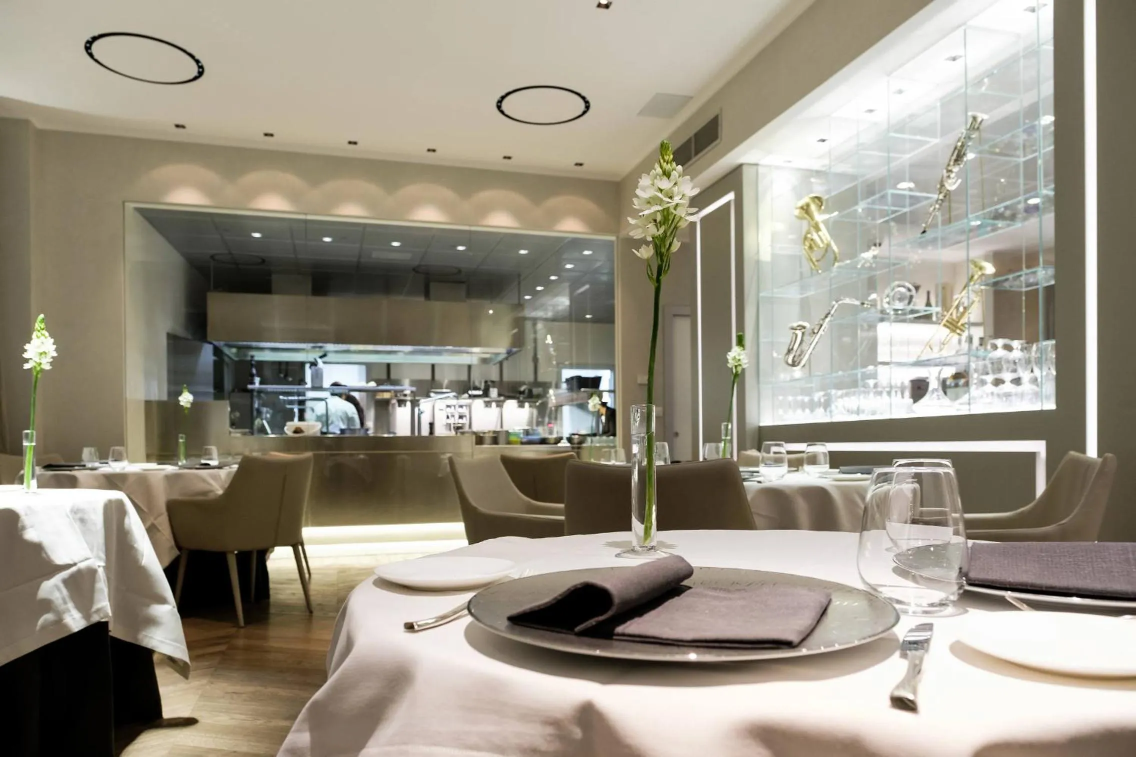 Restaurant/places to eat in Hotel Repubblica 55