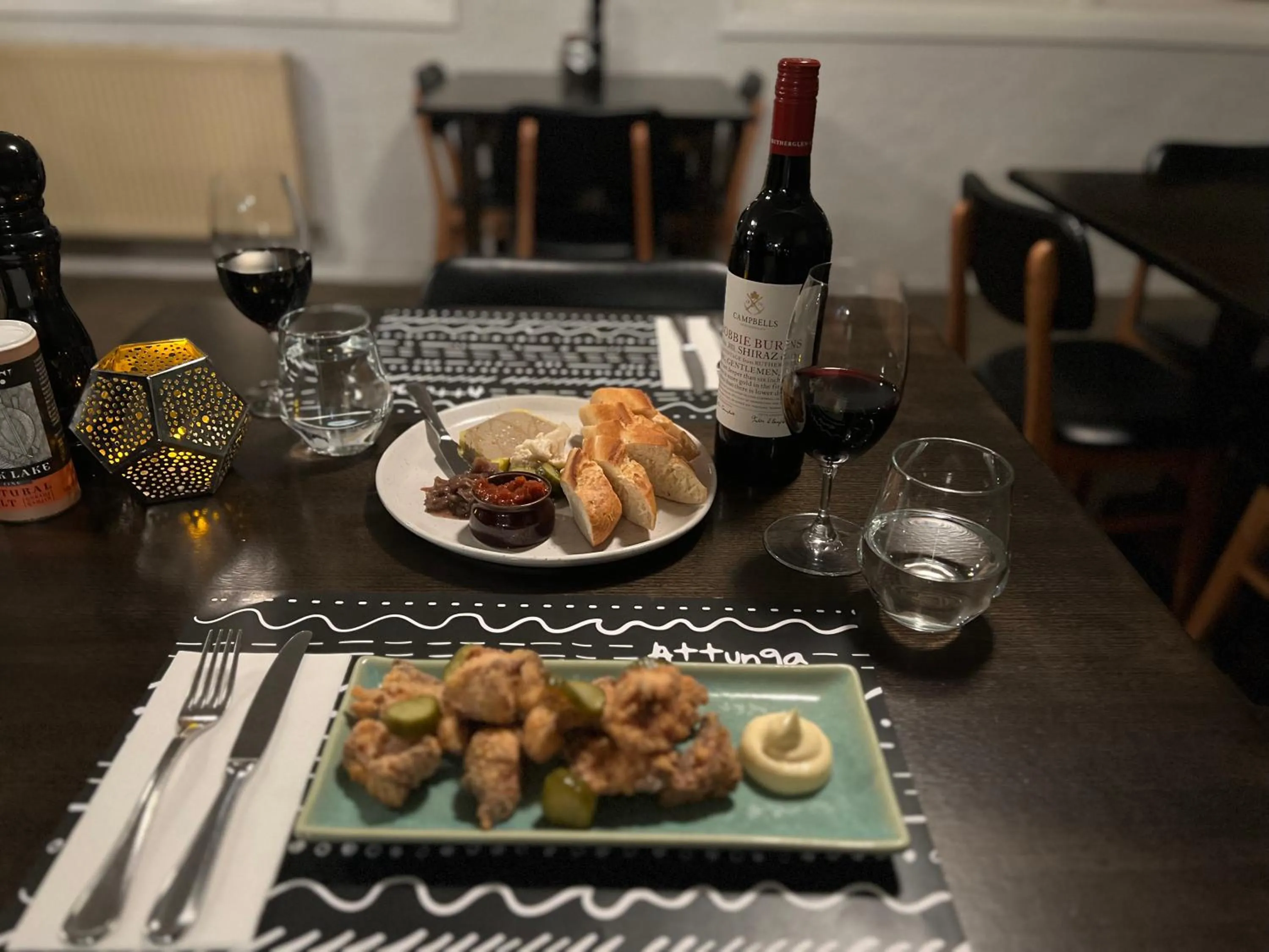 Restaurant/places to eat in Attunga Alpine Lodge & Apartments