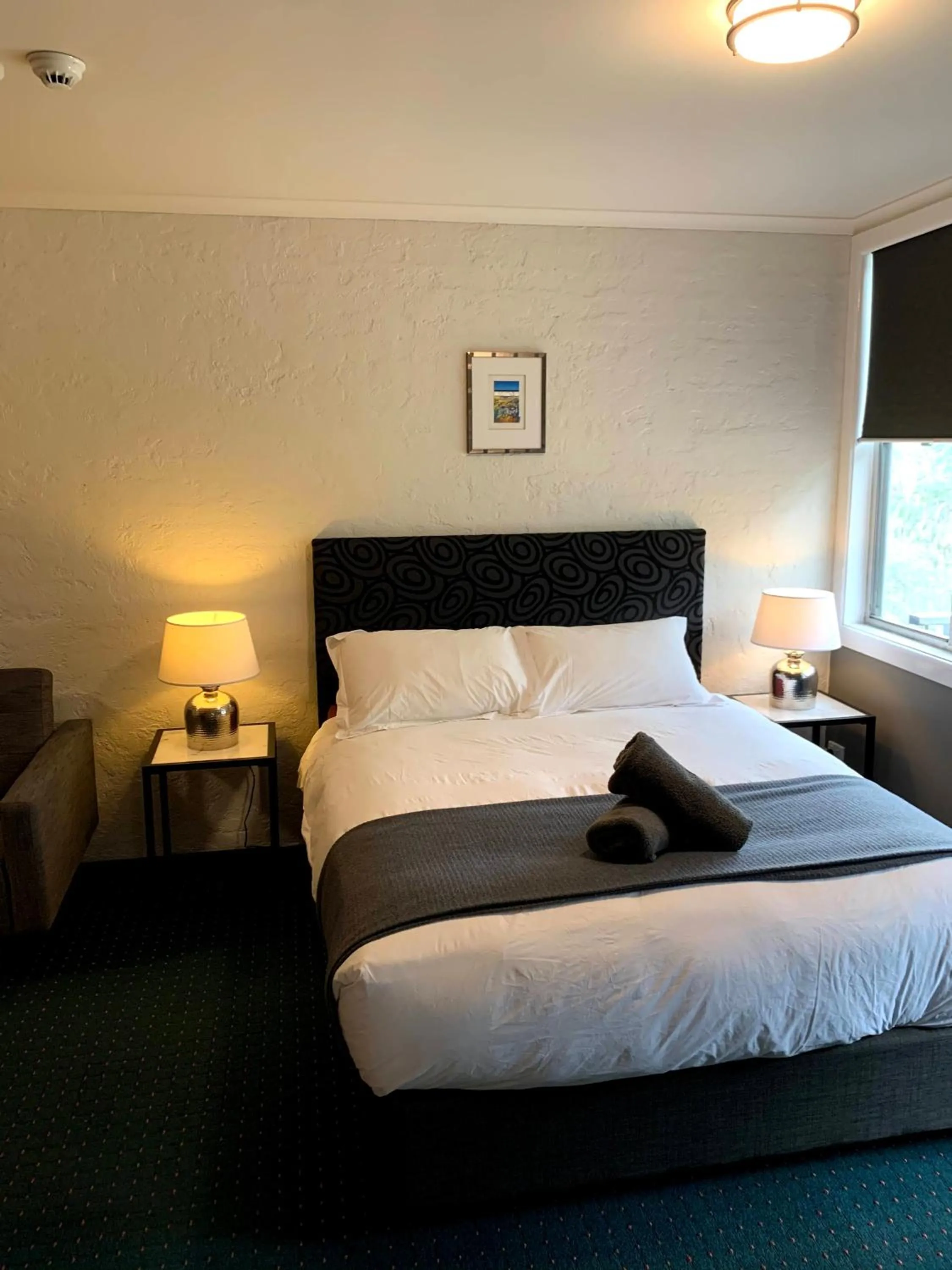 Bed in Attunga Alpine Lodge & Apartments