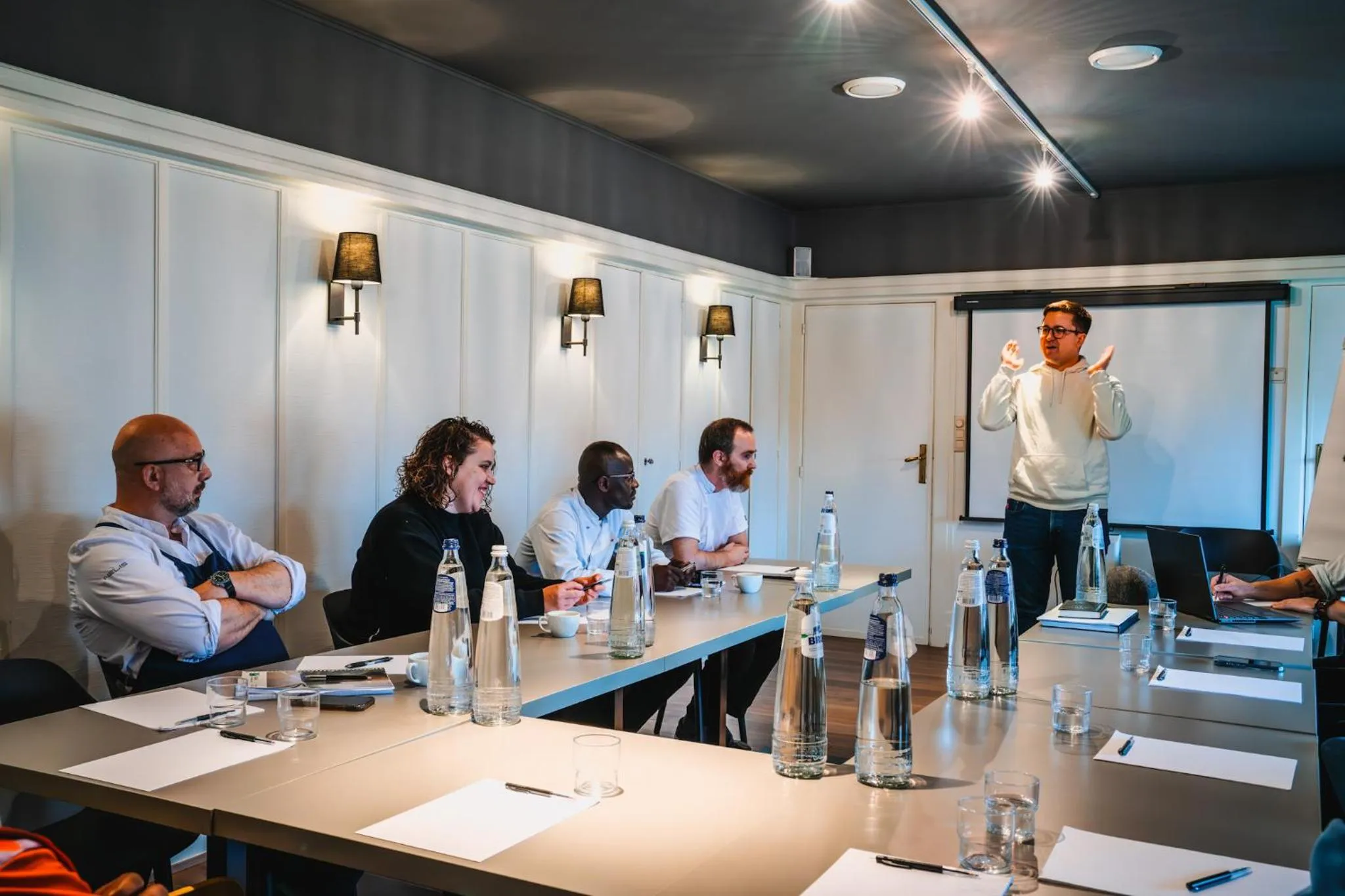 People in Hotel Les Eleveurs