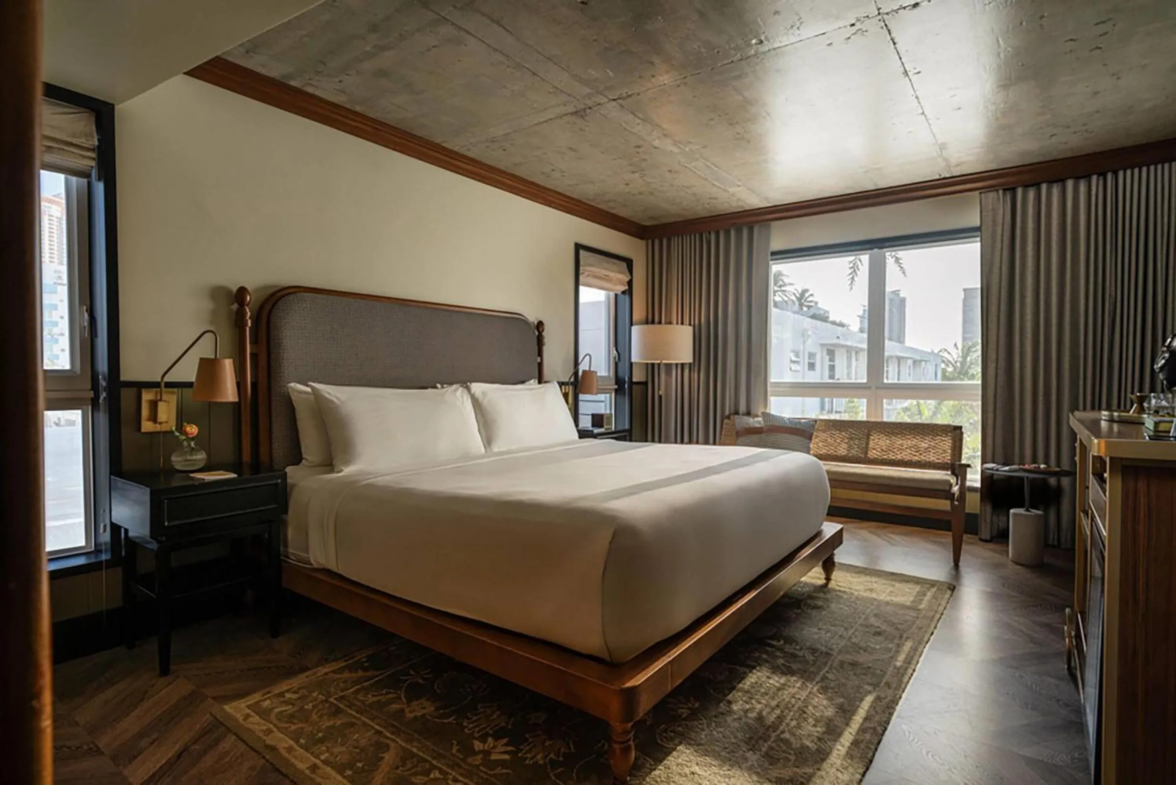 Photo of the whole room, Bed in Balfour Miami Beach, a Registry Collection Hotel