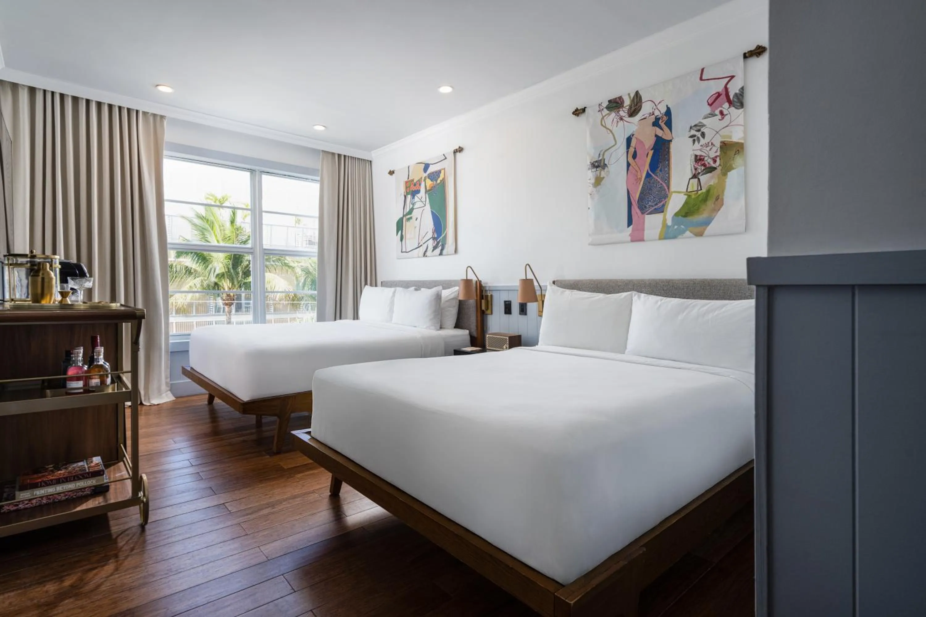 Bed in Balfour Miami Beach, a Registry Collection Hotel