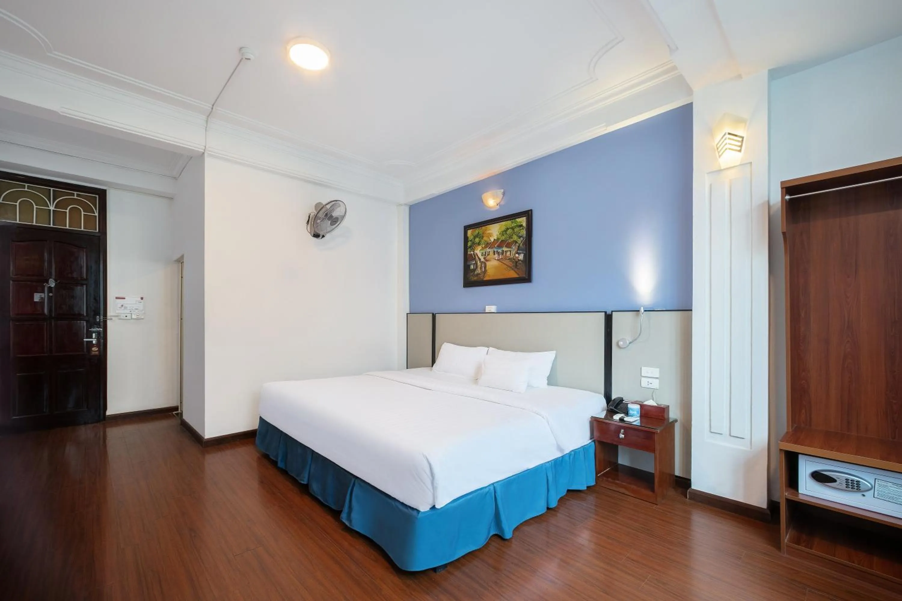 Bed in A25 Hotel - 53 Tuệ Tĩnh