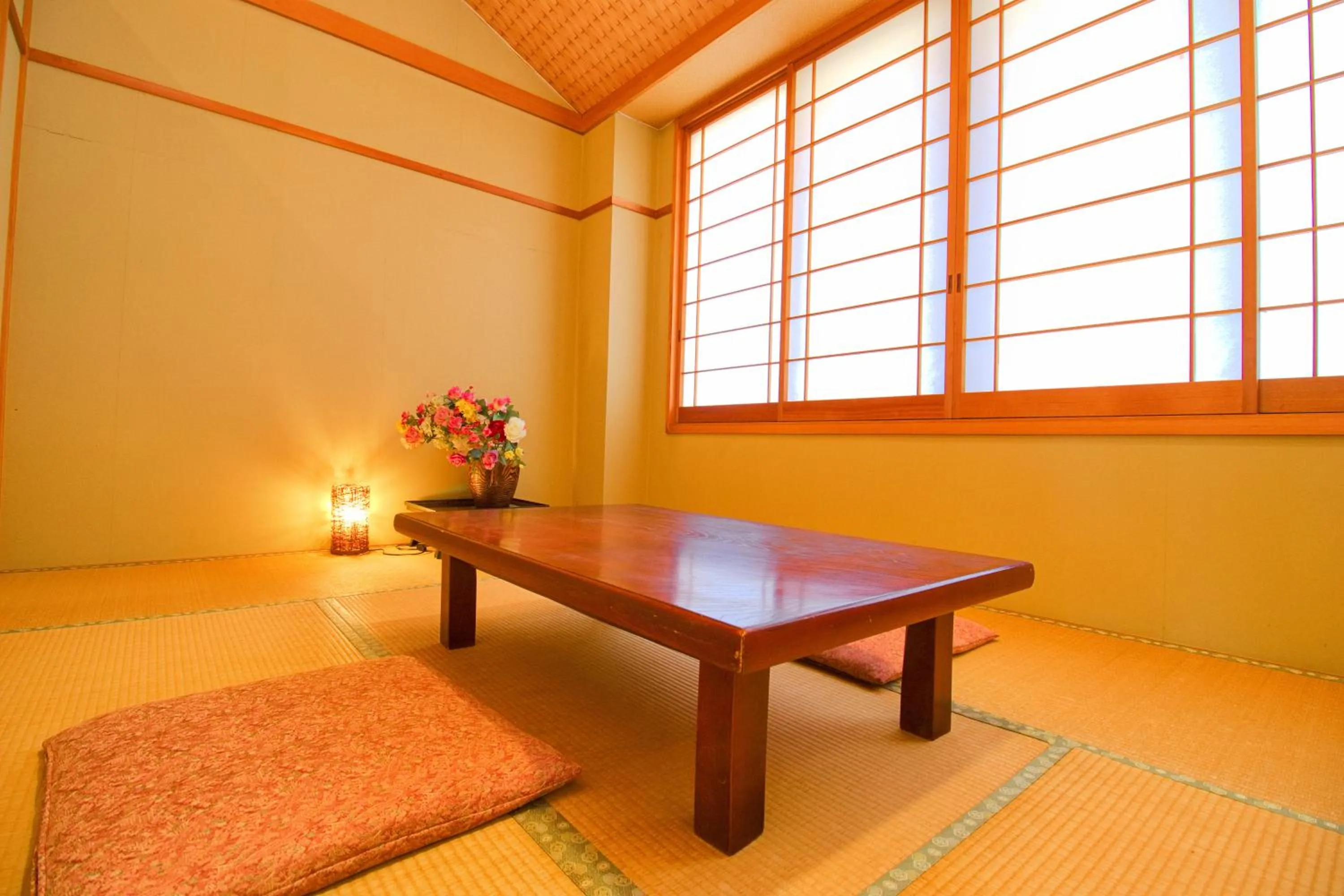 Restaurant/places to eat in Hotel Kinu