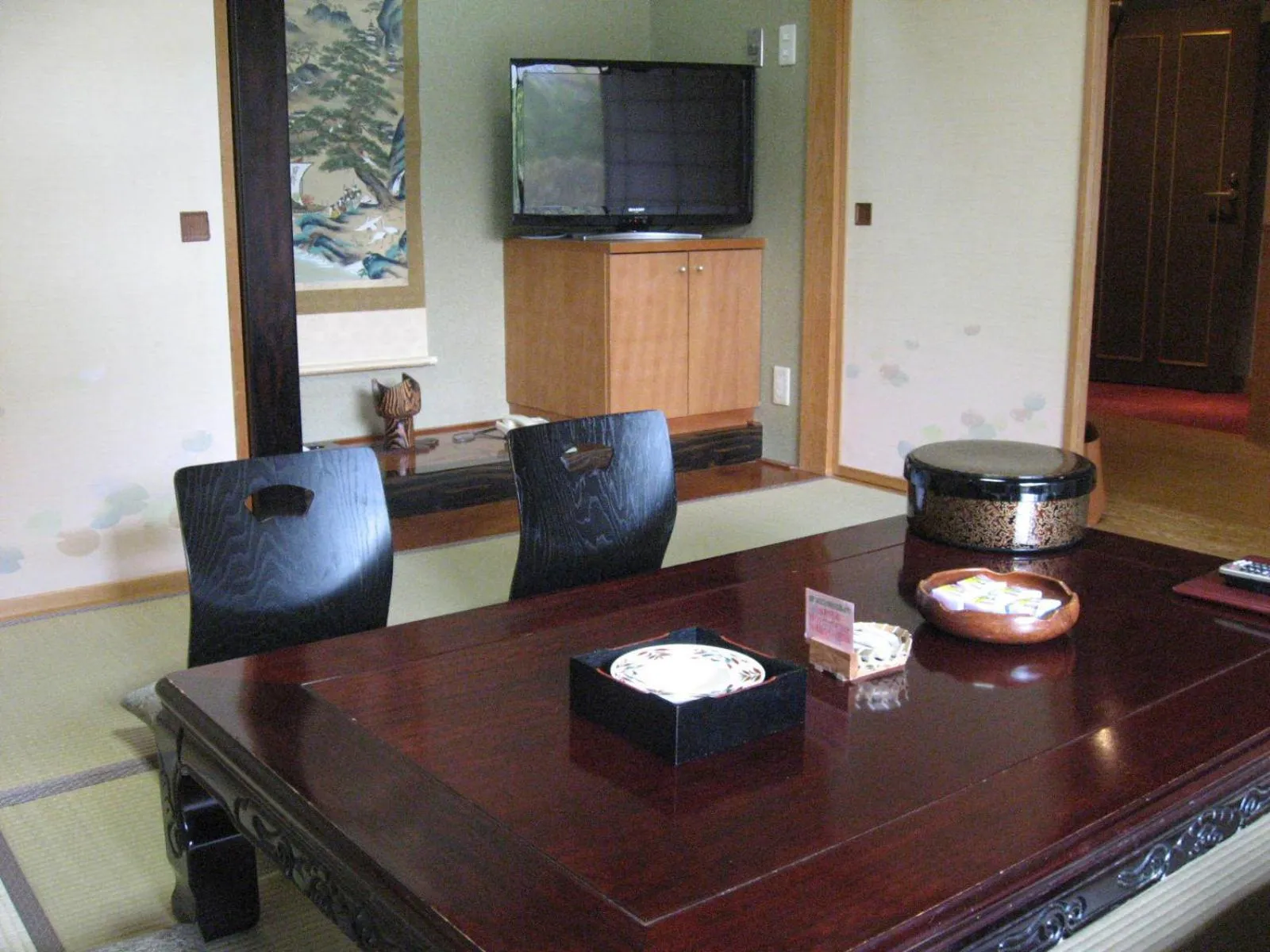 TV and multimedia in Hotel Kinu