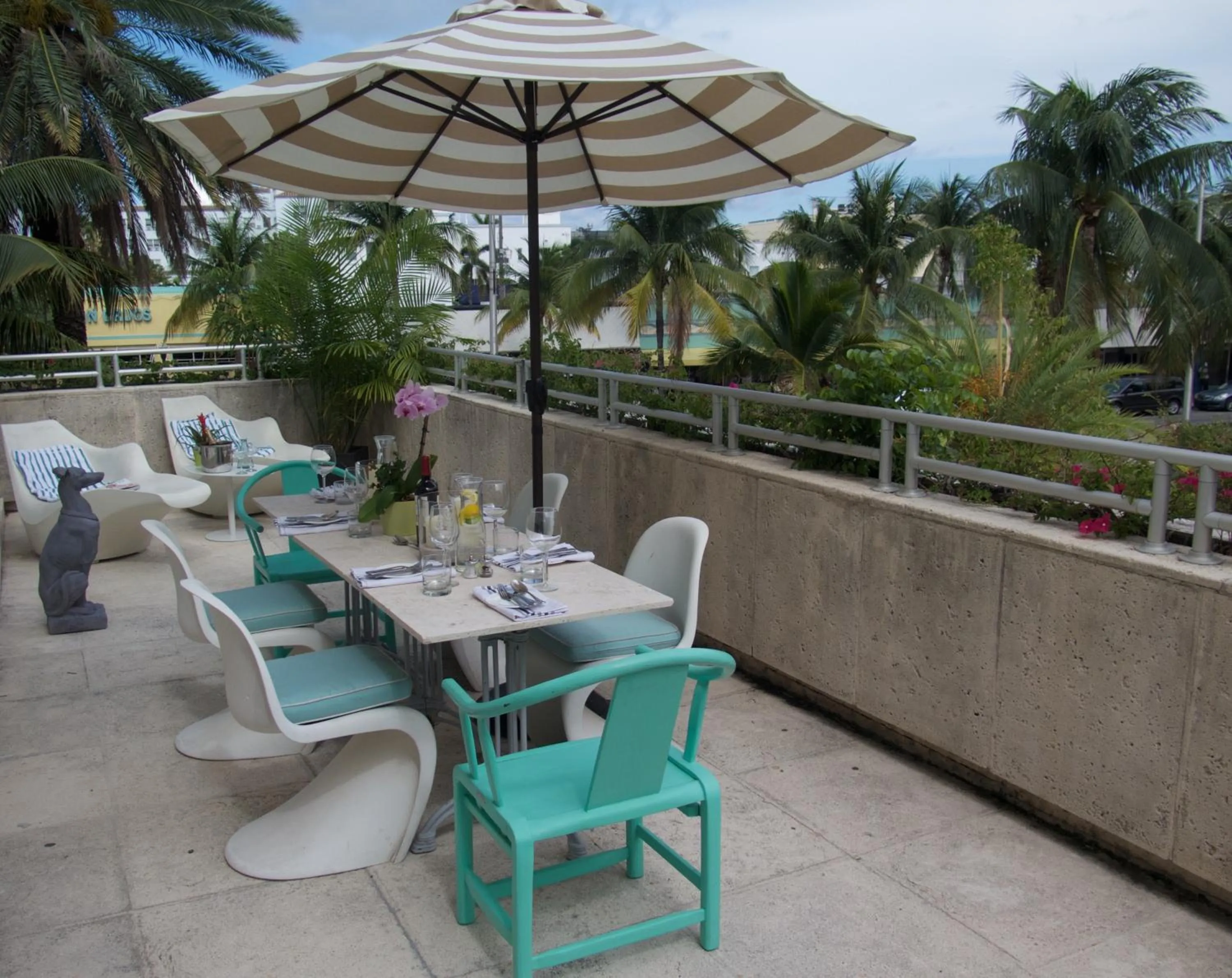 Banquet/Function facilities, Restaurant/Places to Eat in The Astor by LuxUrban