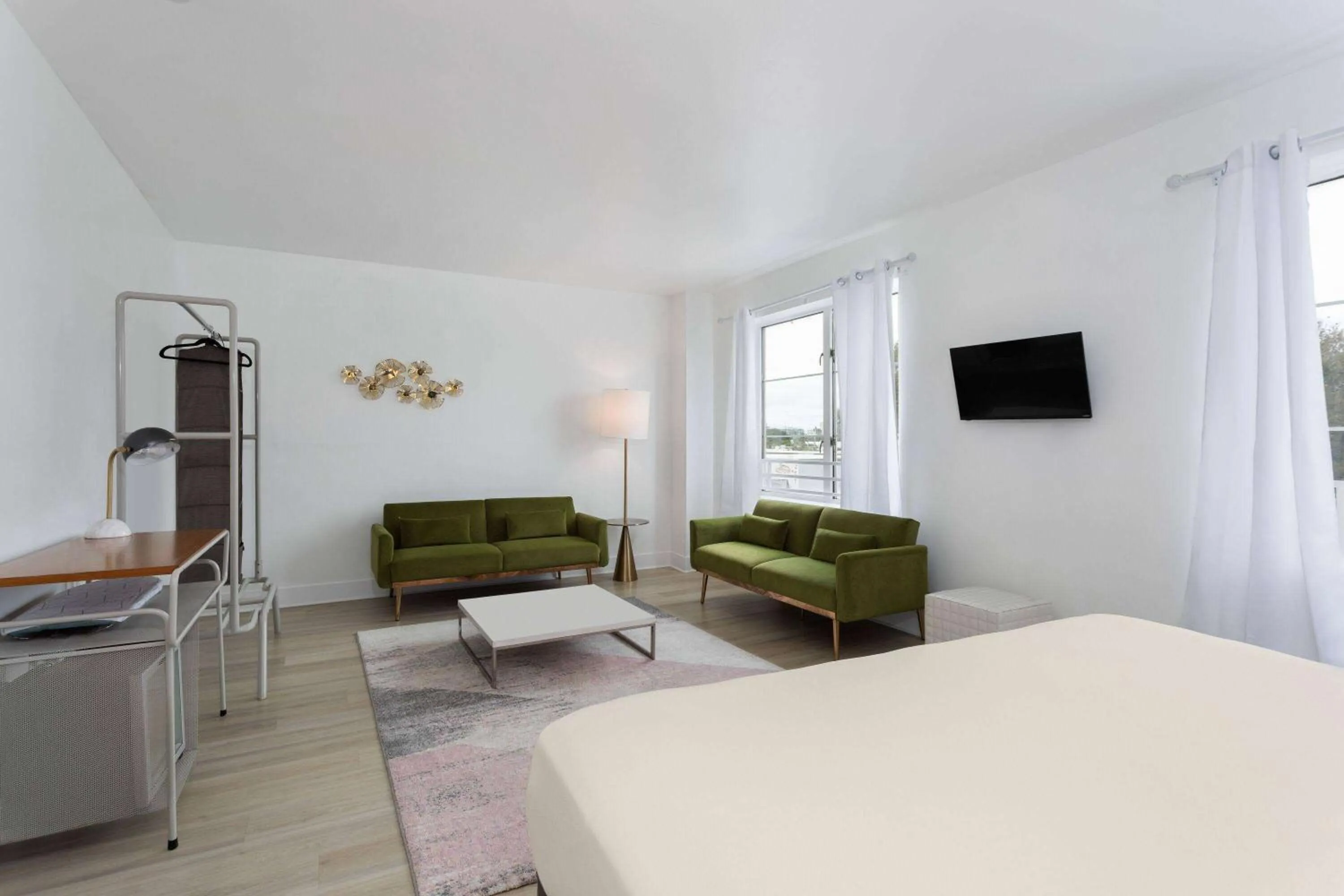 Bed, TV/Entertainment Center in The Astor by LuxUrban