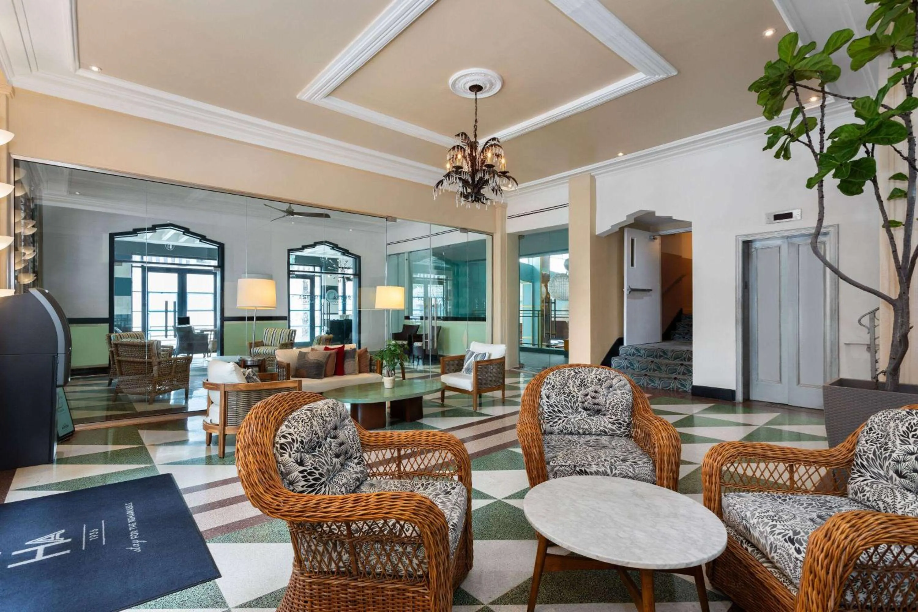 Lobby or reception in The Astor by LuxUrban