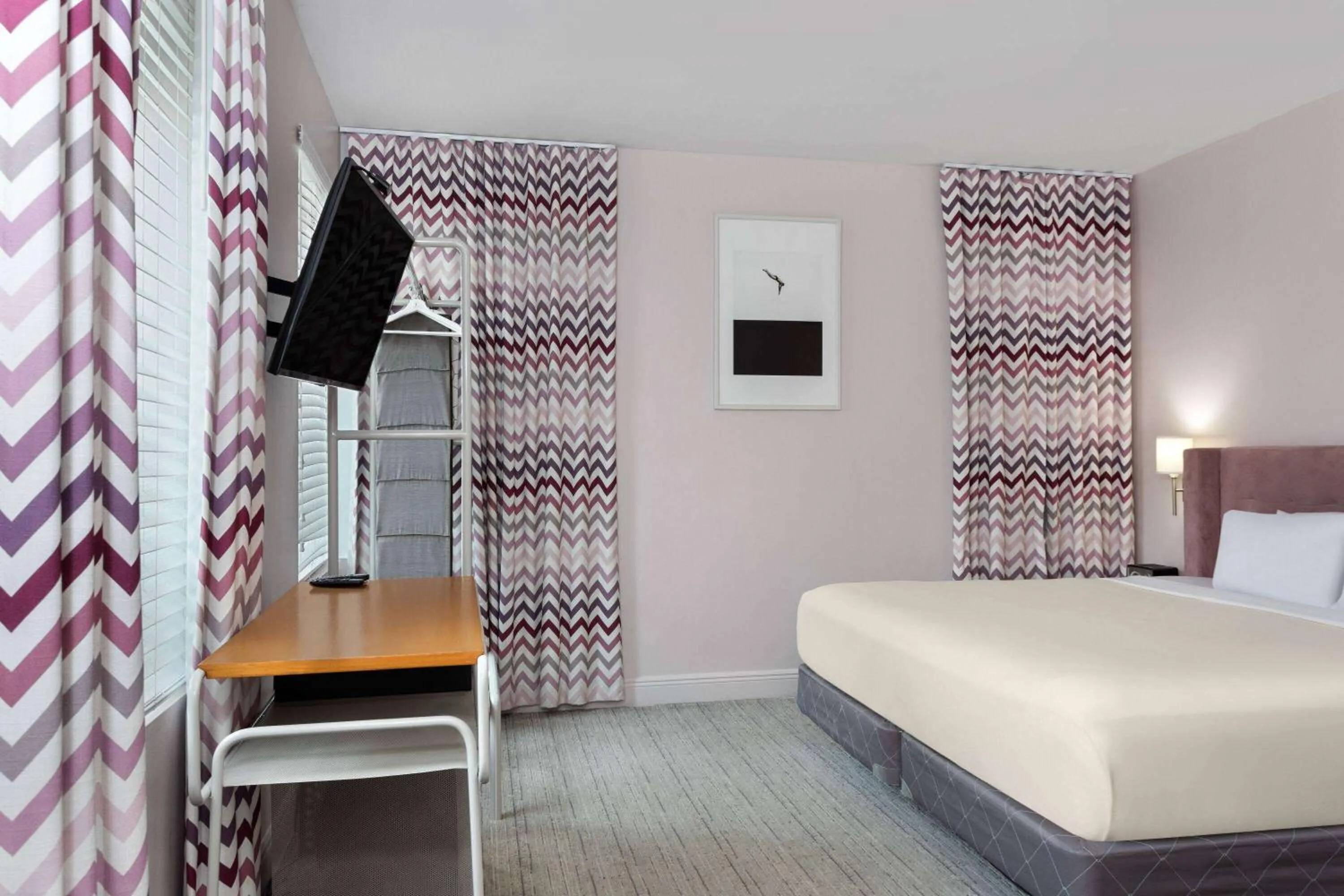 Bed in The Astor by LuxUrban