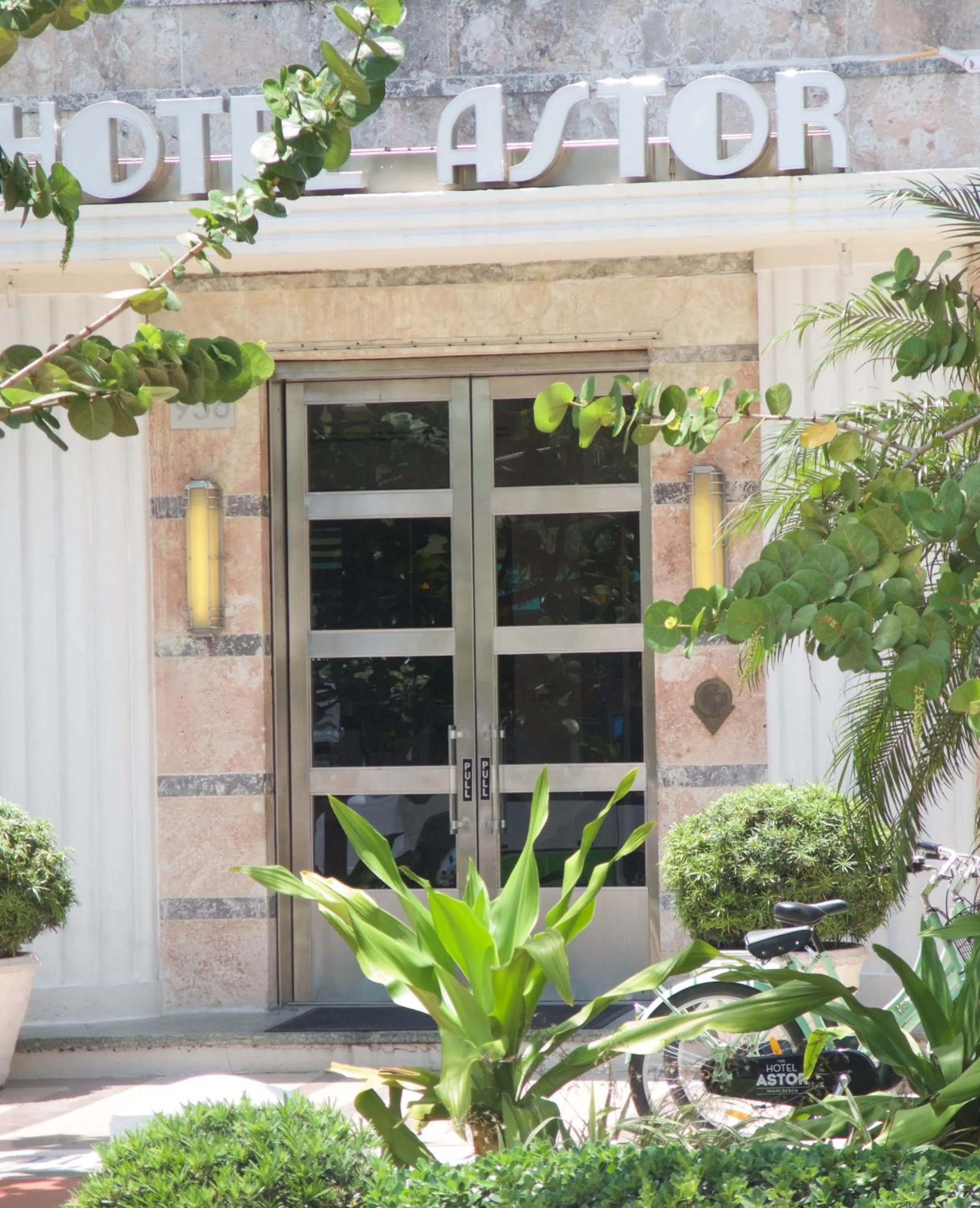 Facade/entrance in The Astor by LuxUrban