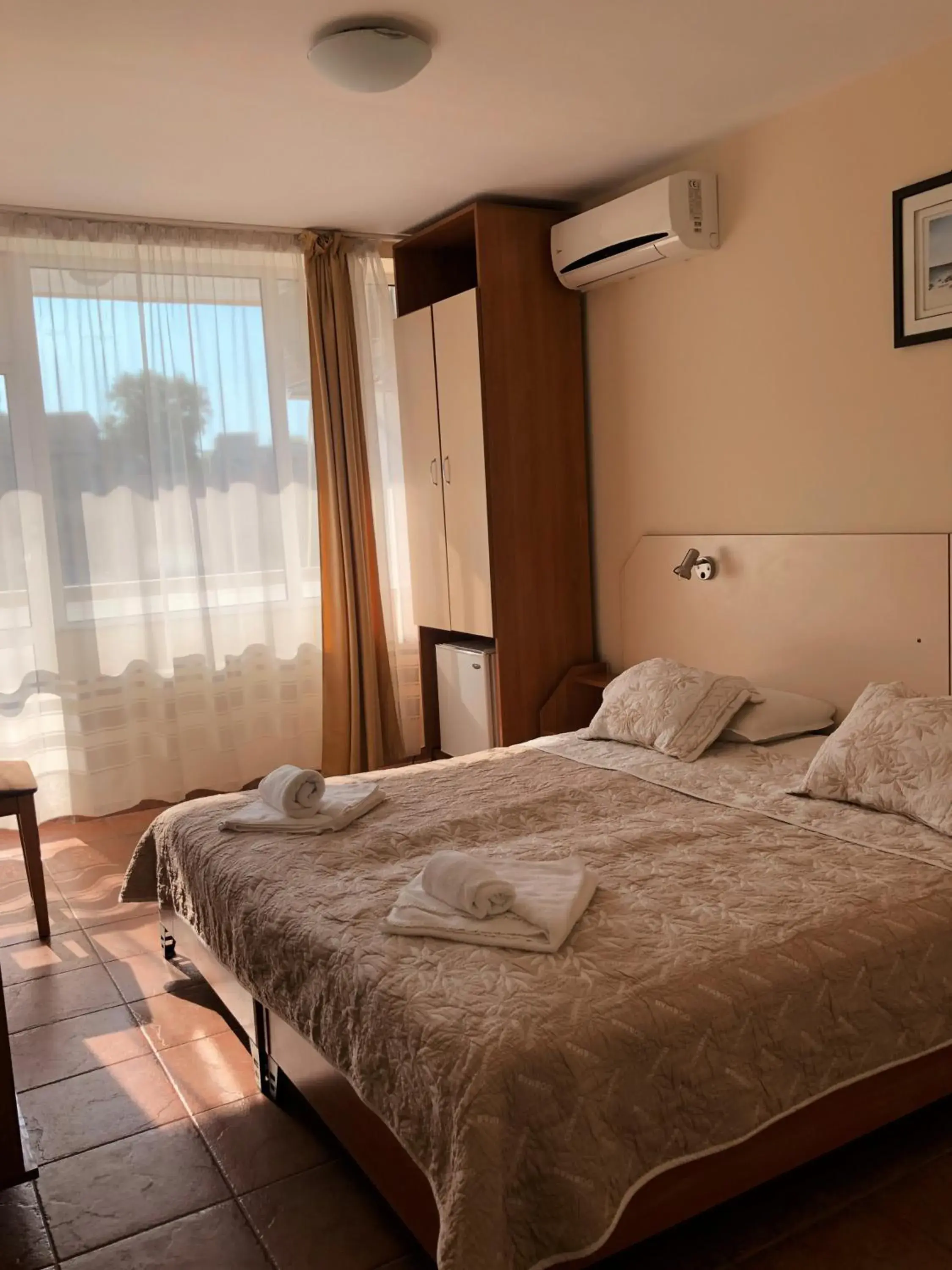 Single Room with Balcony in Hotel Naslada Single Room with Balcony in Hotel Naslada
