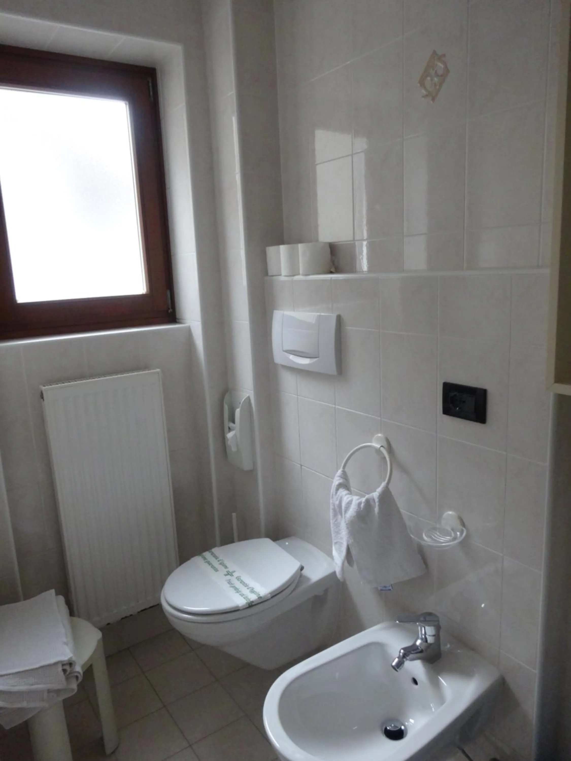 Bathroom in Hotel Genzianella