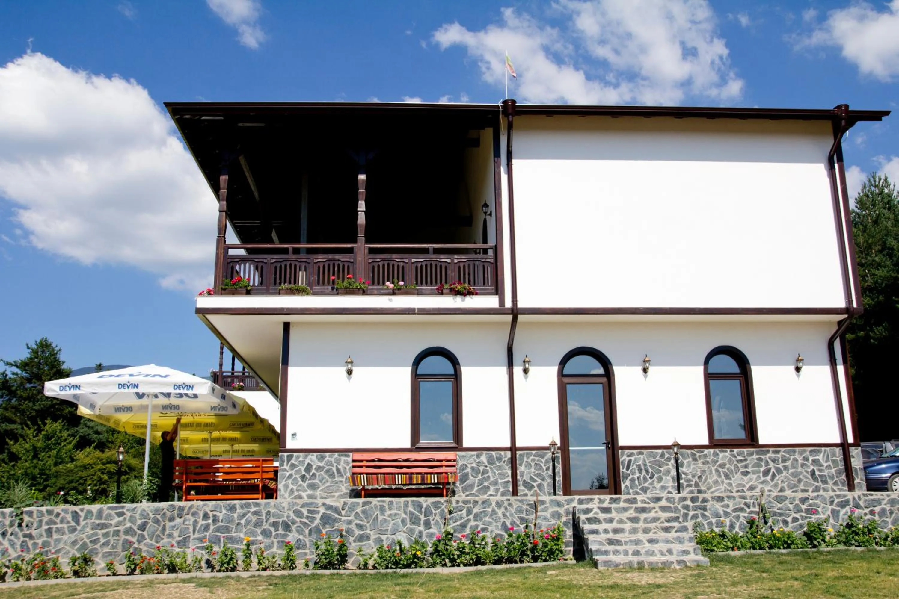 Property building in Rusaliite Adventure House