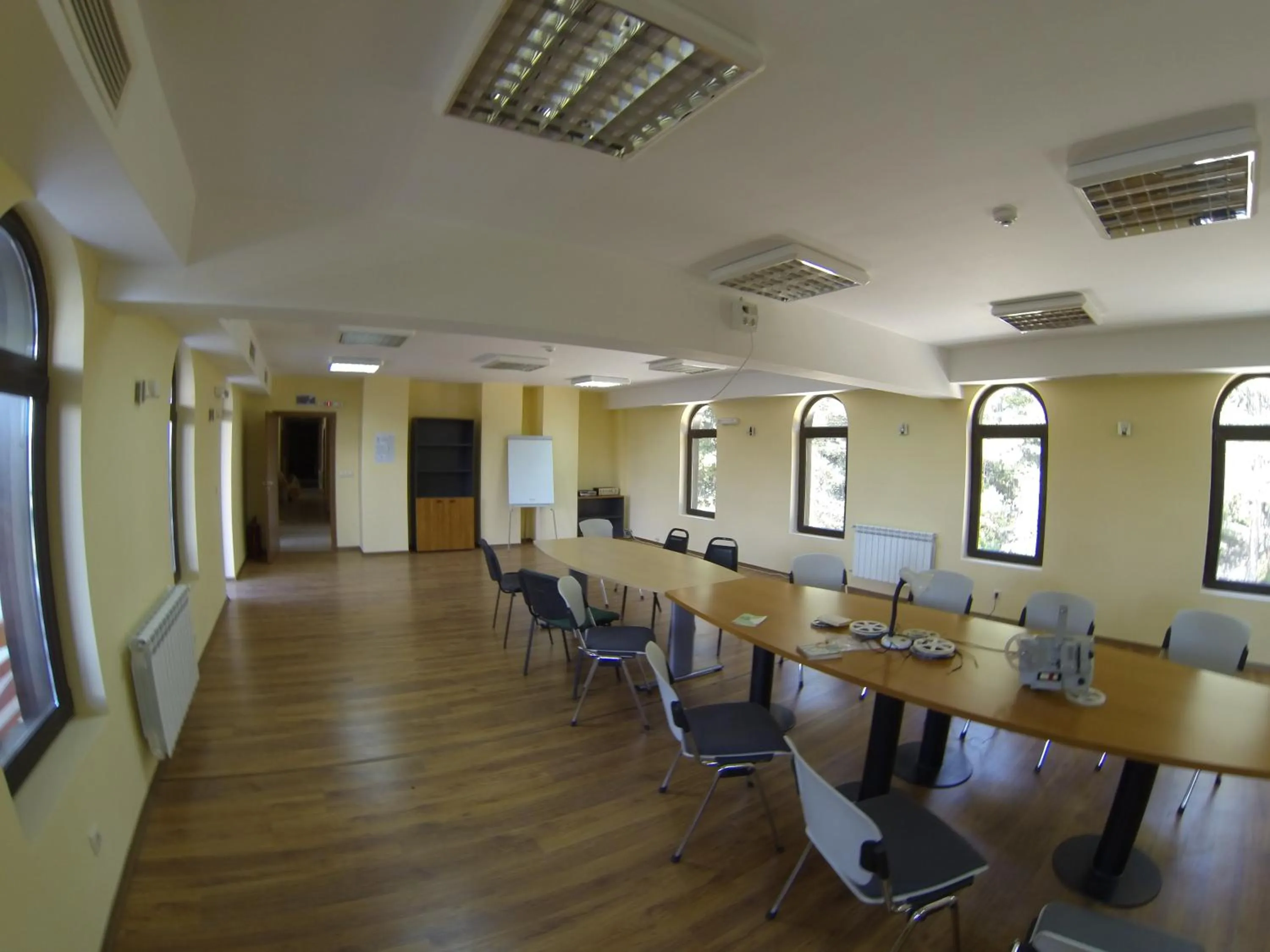 Meeting/conference room in Rusaliite Adventure House
