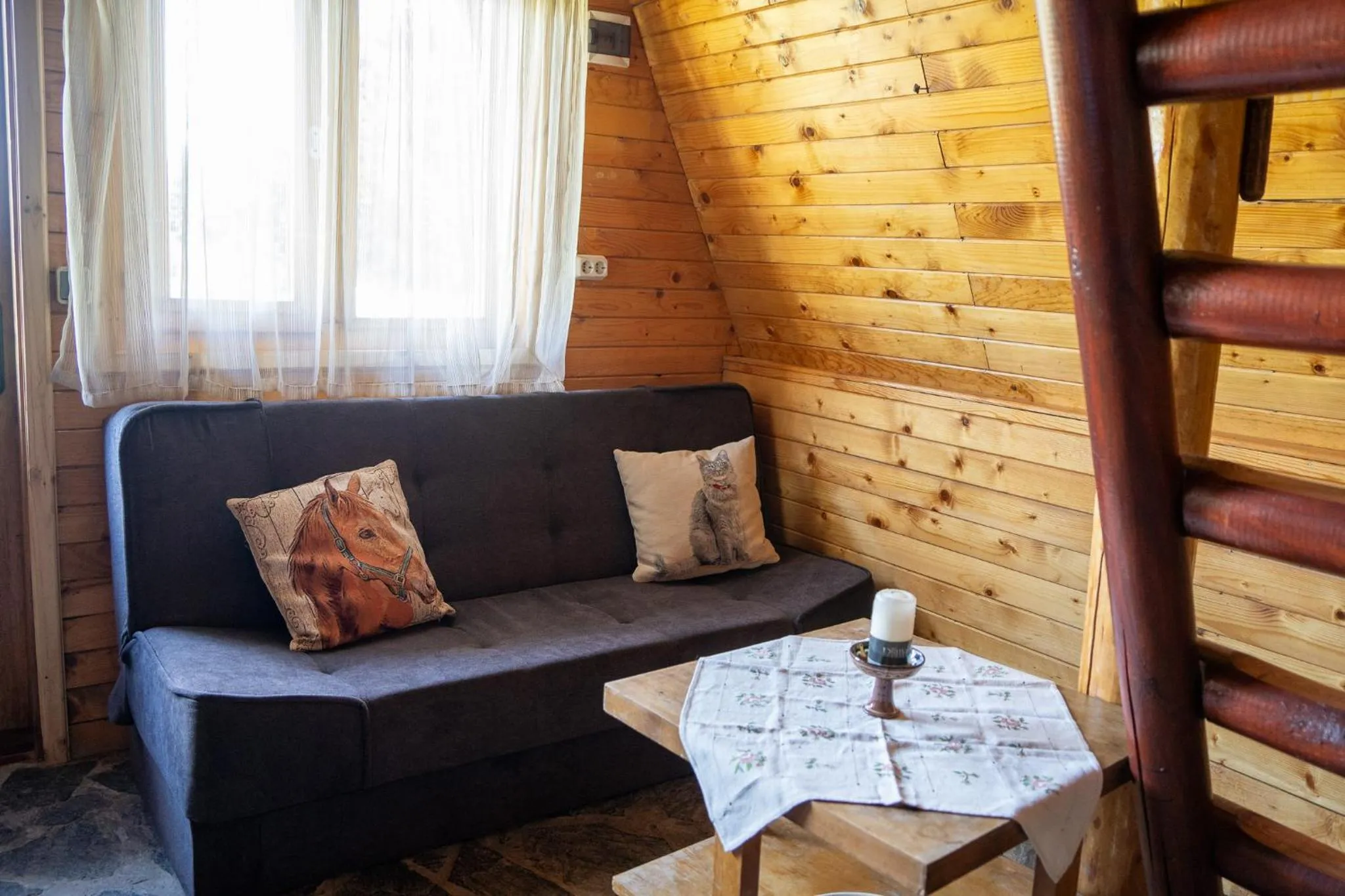 Communal lounge/ TV room in Rusaliite Adventure House