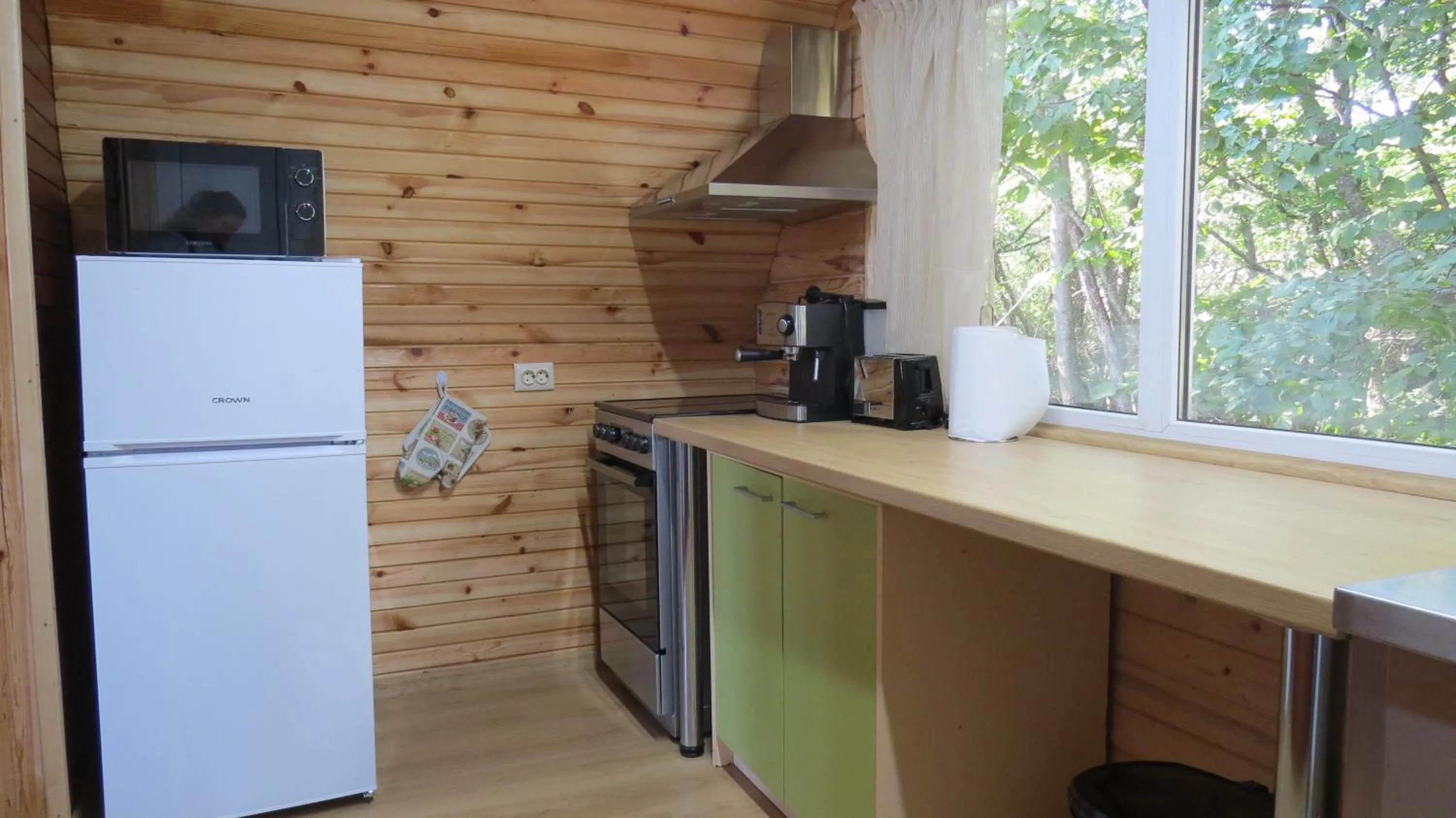 Kitchen or kitchenette in Rusaliite Adventure House