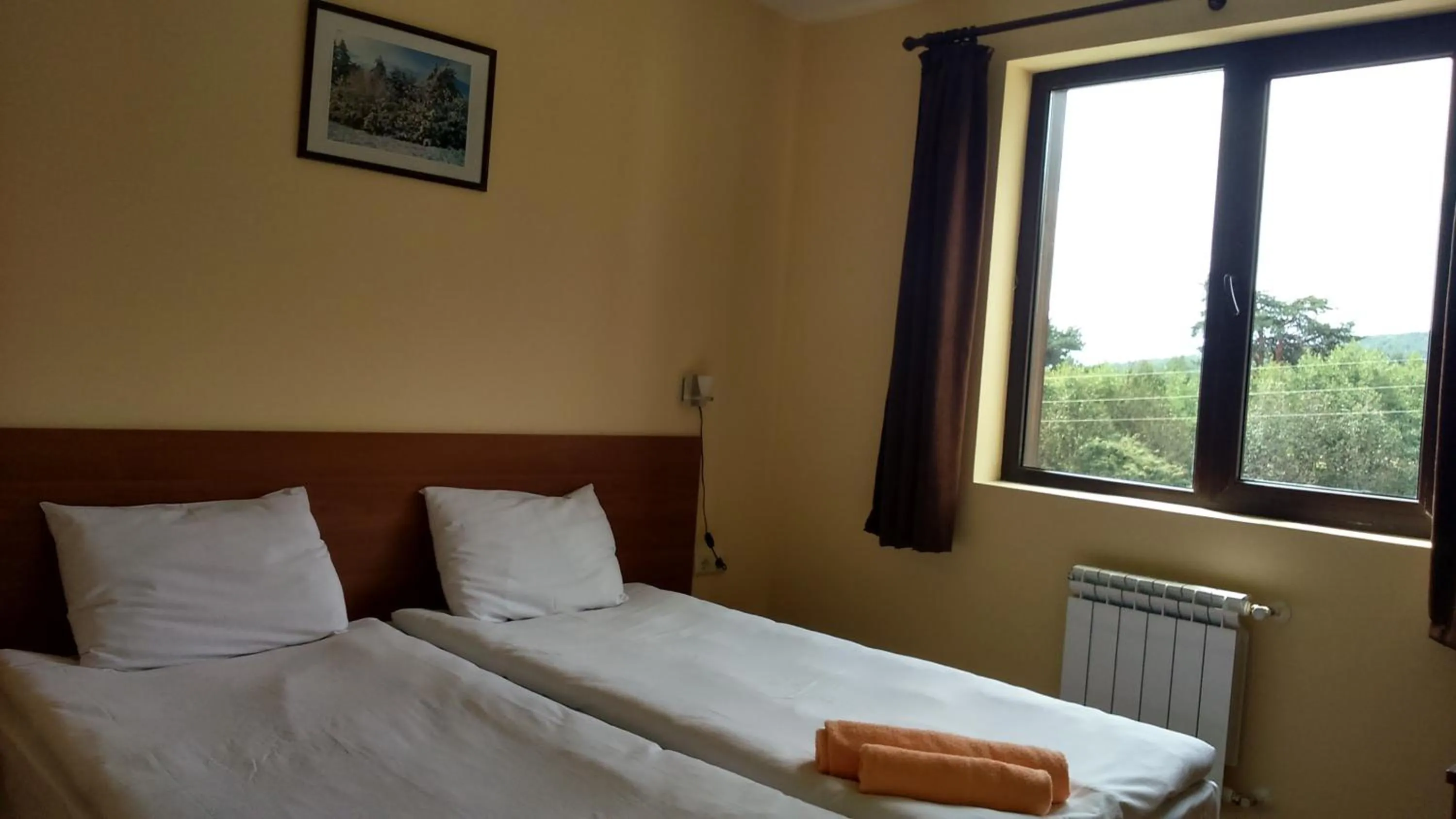 Bed in Rusaliite Adventure House