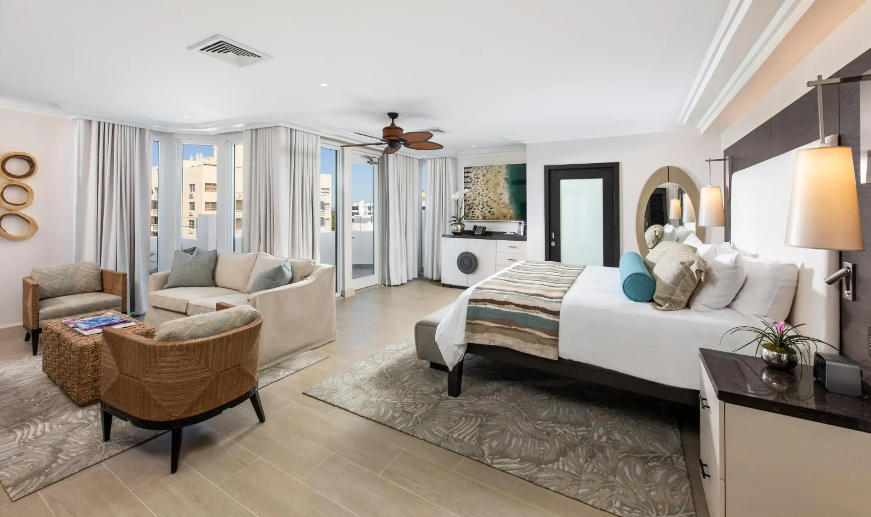 Photo of the whole room, Bed in The Palms Hotel & Spa Photo of the whole room, Bed in The Palms Hotel & Spa