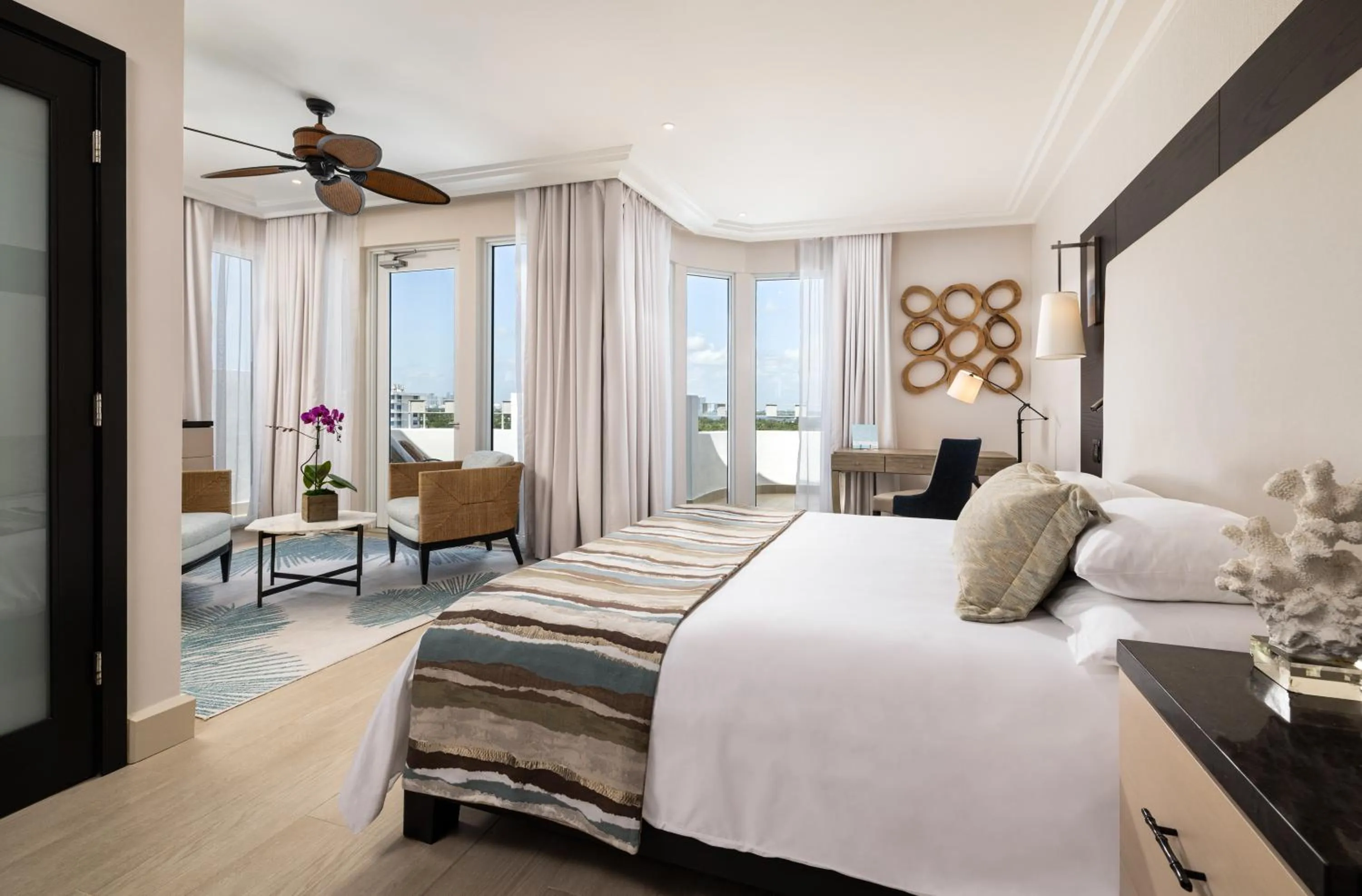 Bed in The Palms Hotel & Spa