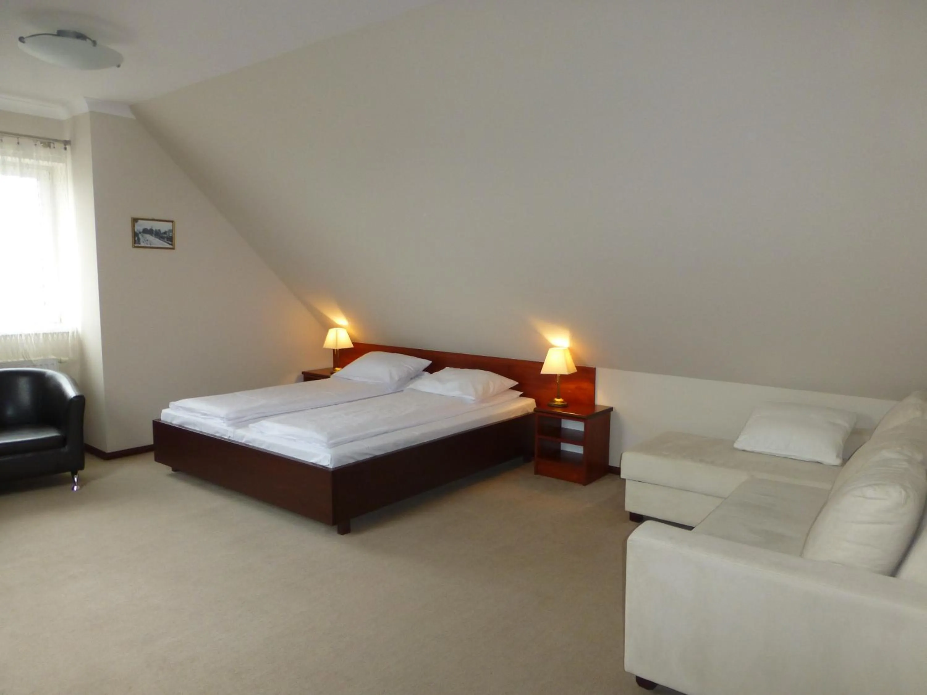 Photo of the whole room, Bed in Hotel Cesarski - Kaiserhof