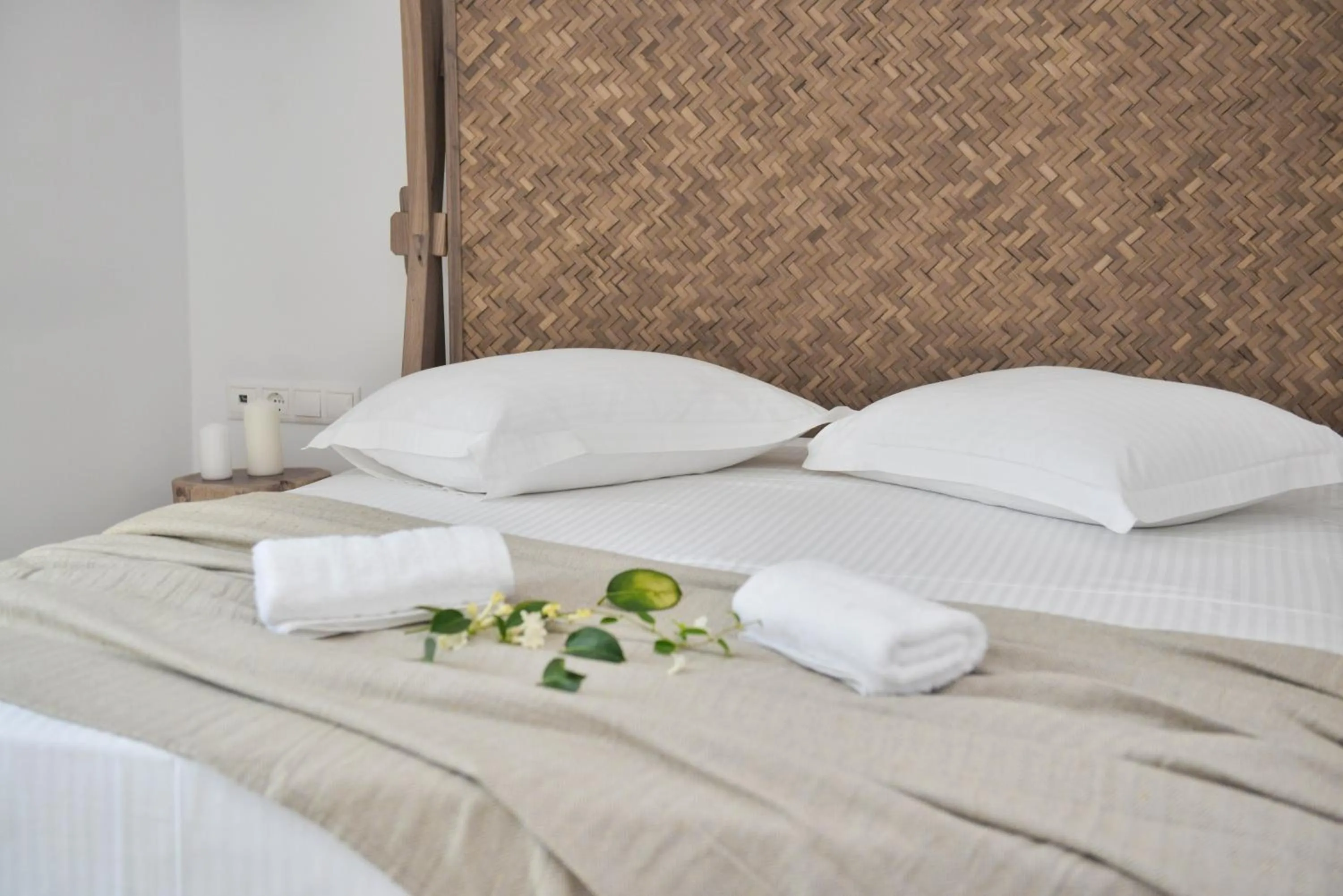 Bed in Blue Paradise Apartments