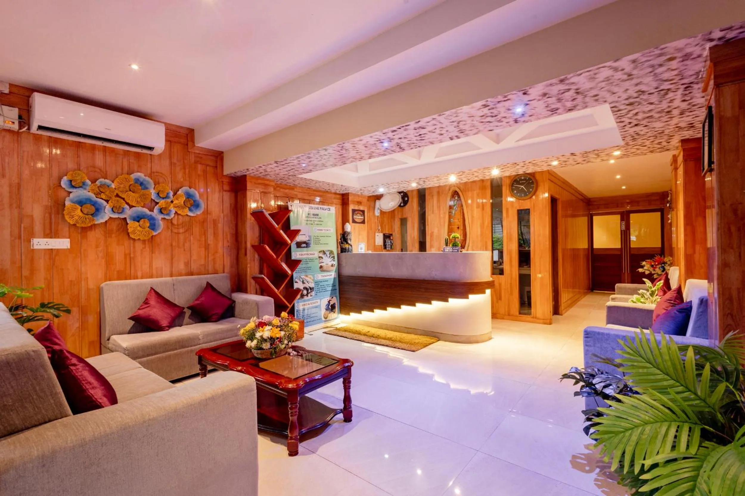 Lobby or reception in Hotel Serene Palace