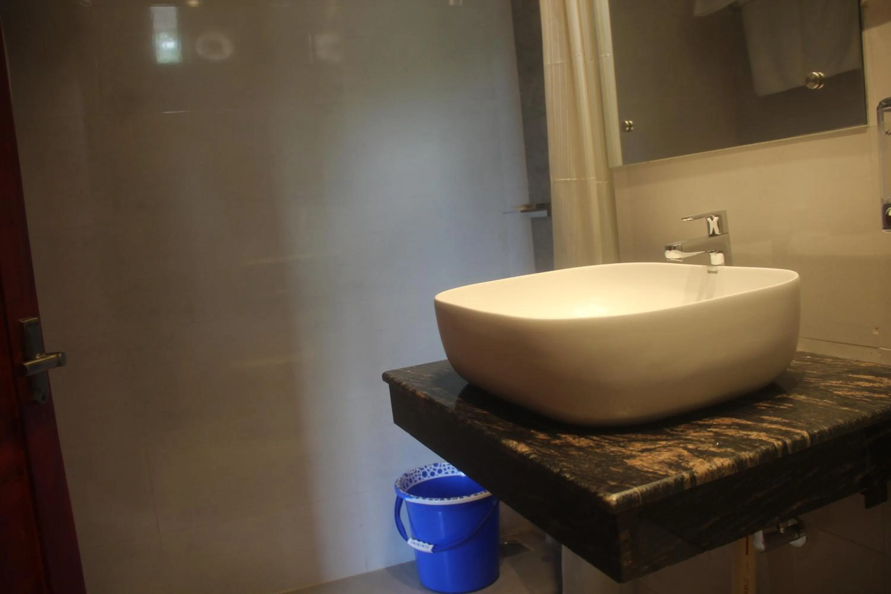 Bathroom in Hotel Serene Palace