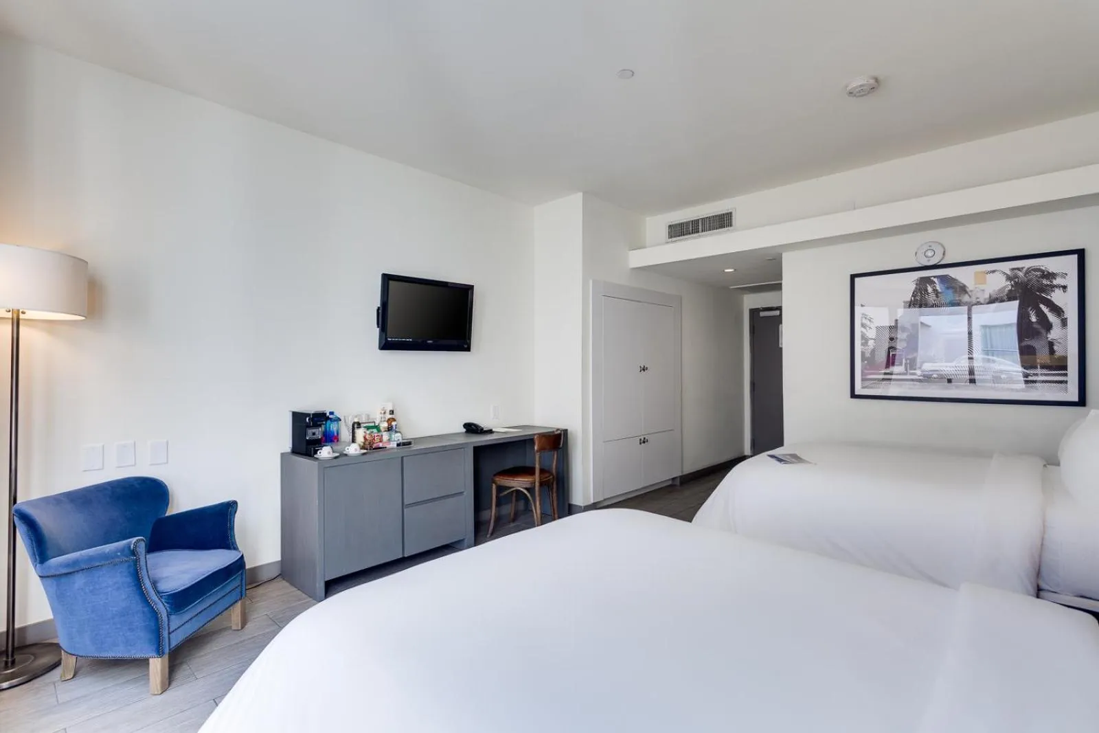 Bedroom, Bed in Clinton Hotel South Beach