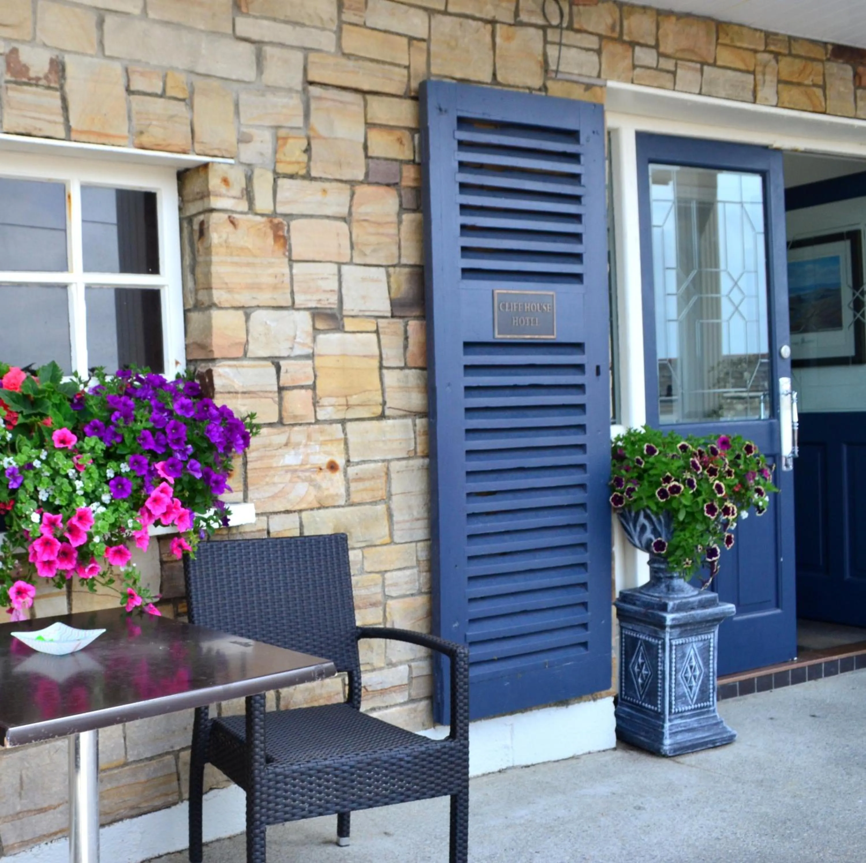 The Cliff House Hotel