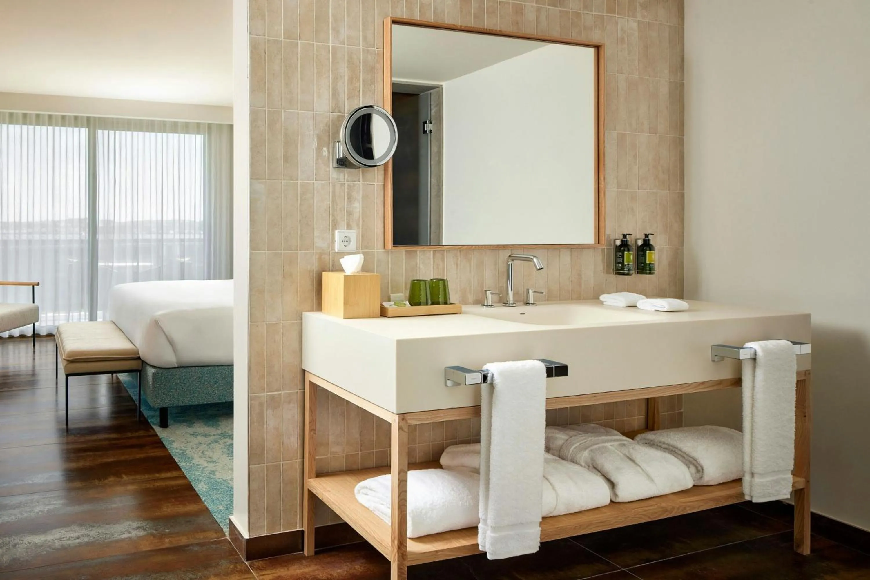 Photo of the whole room, Bed in Algarve Marriott Salgados Golf Resort & Spa