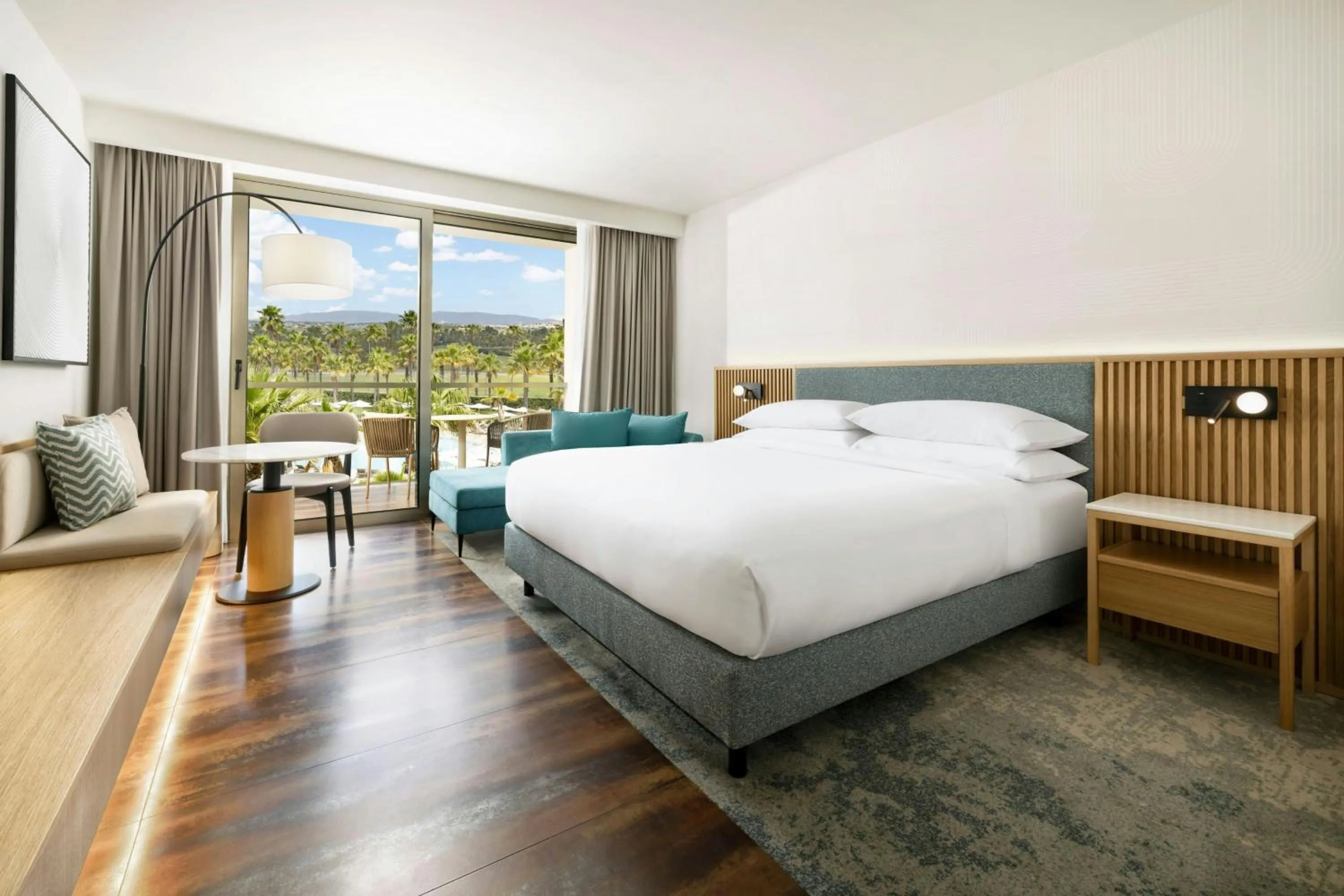 Photo of the whole room, Bed in Algarve Marriott Salgados Golf Resort & Spa