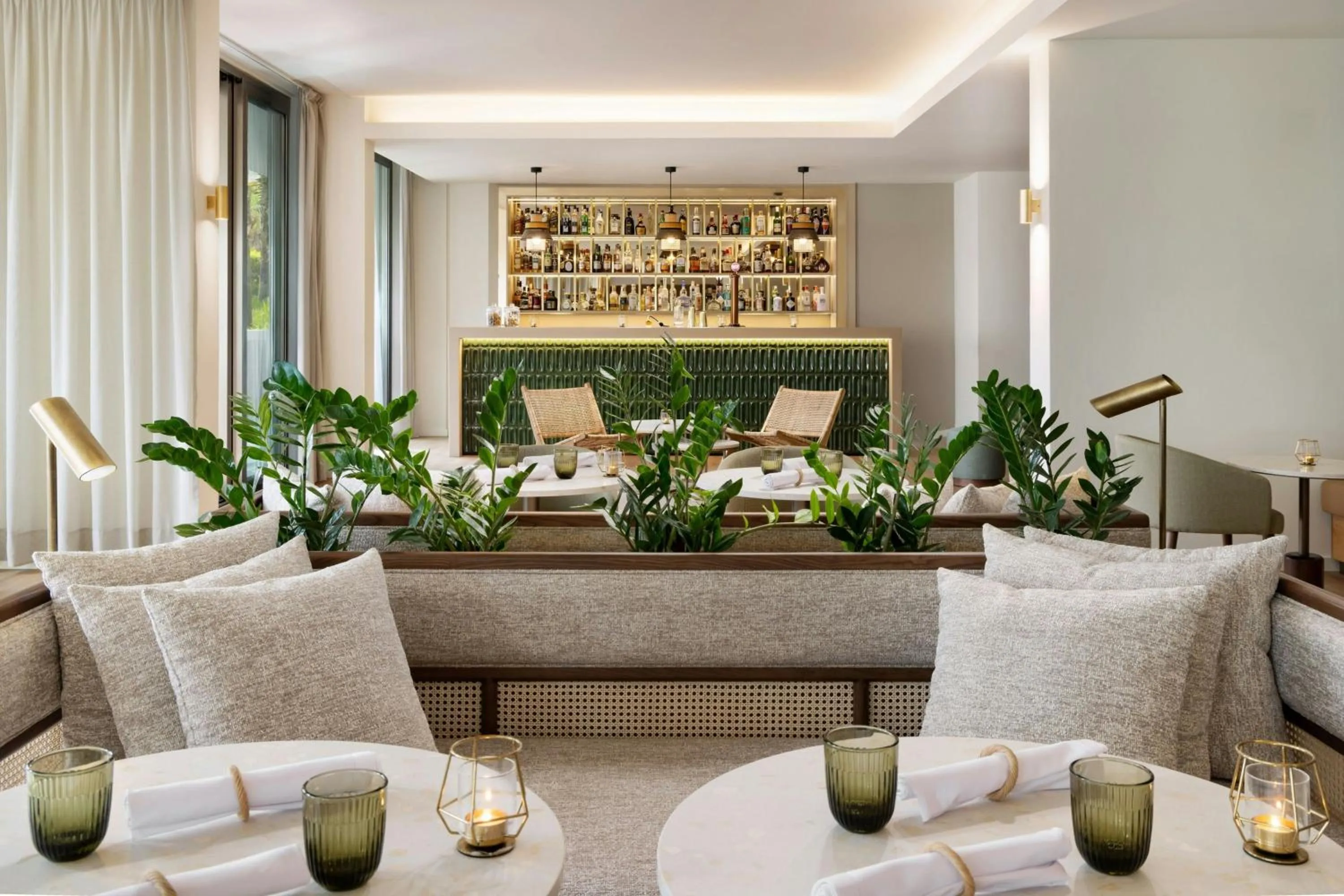 Lounge or bar in The Westin Salgados Beach Resort, Algarve
