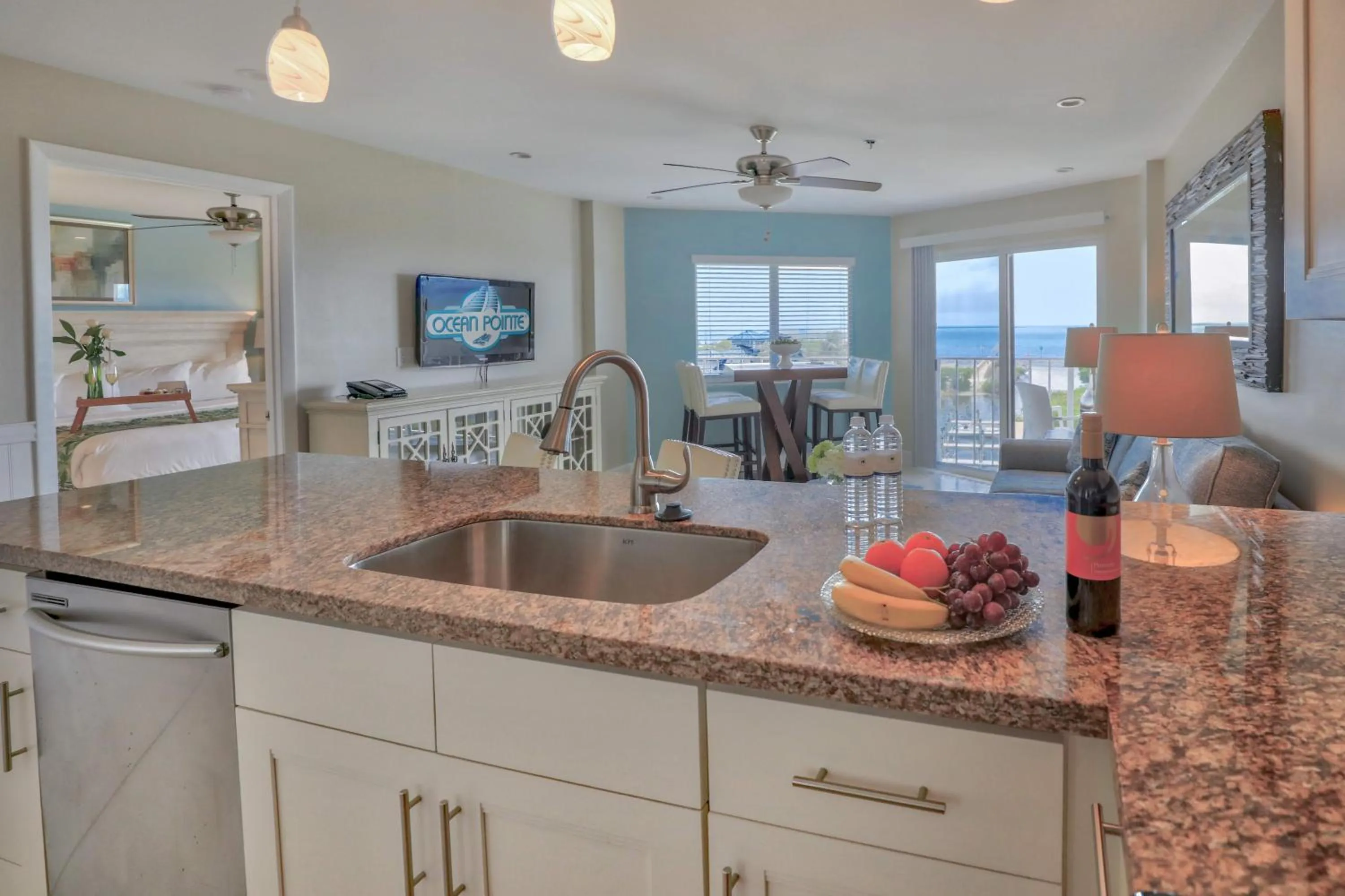 Kitchen or kitchenette in Ocean Pointe Suites at Key Largo