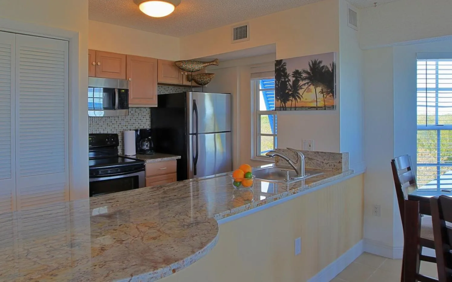 Kitchen or kitchenette in Ocean Pointe Suites at Key Largo