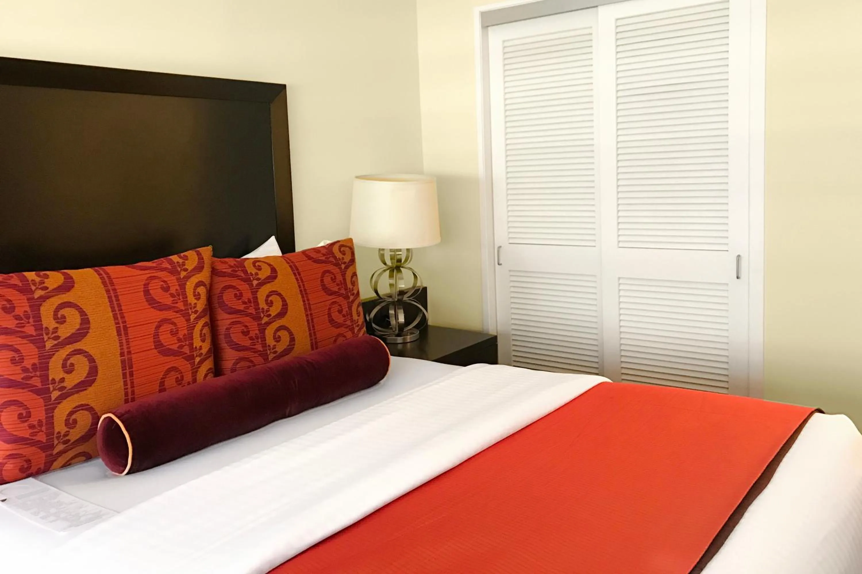 Bedroom, Bed in Washington Plaza Hotel